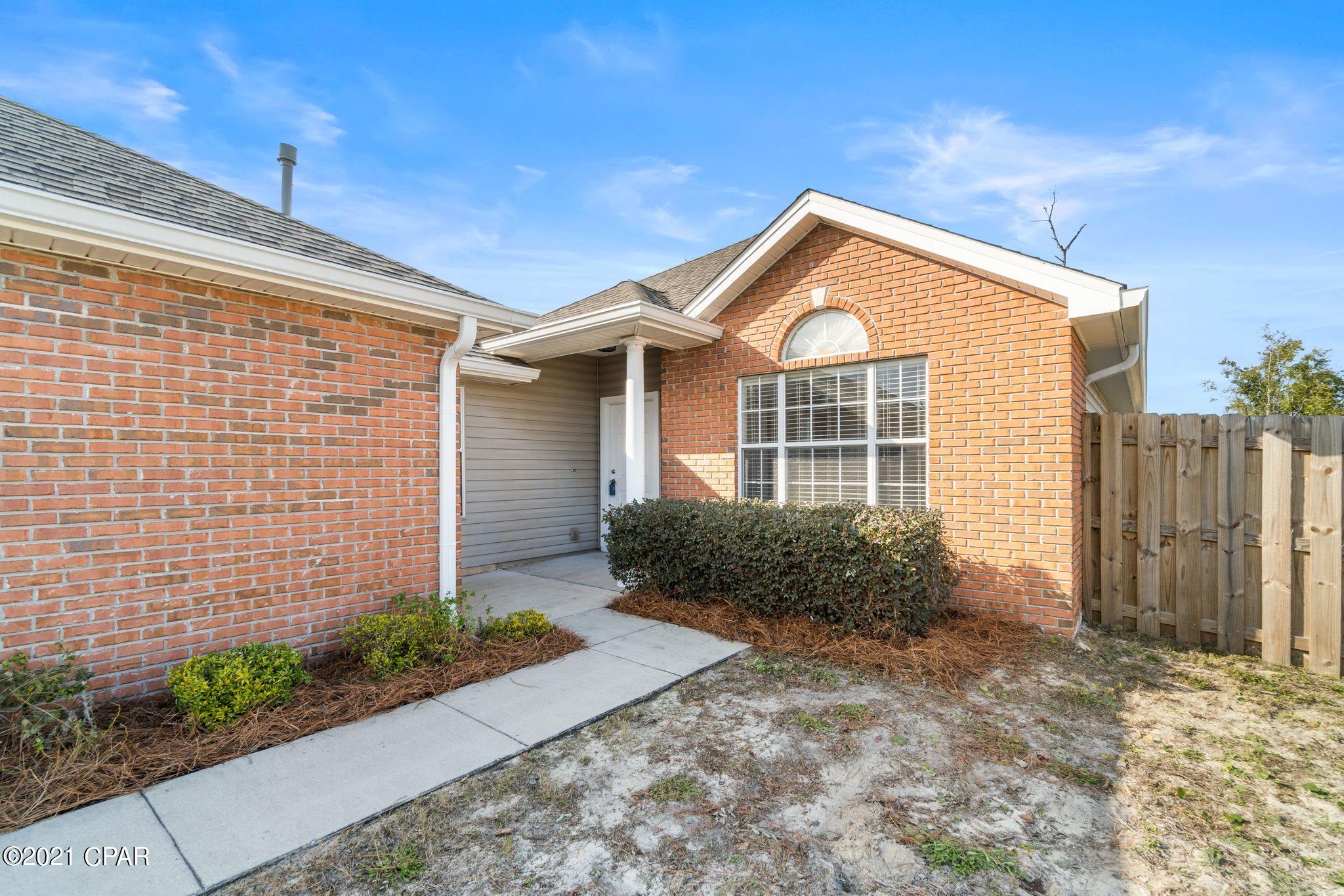 Summer Lace - Residential