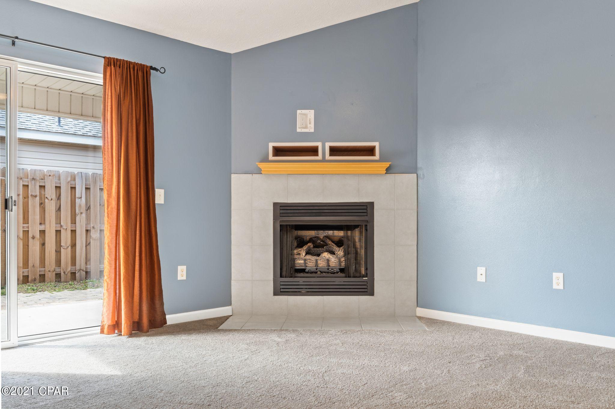 Summer Lace - Residential