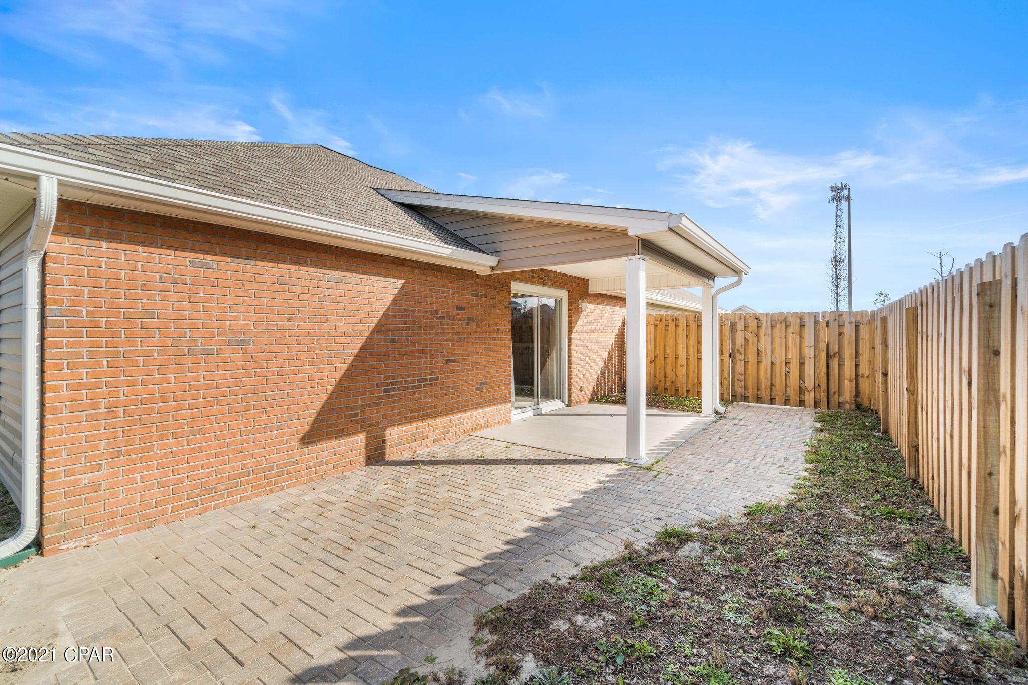 Summer Lace - Residential