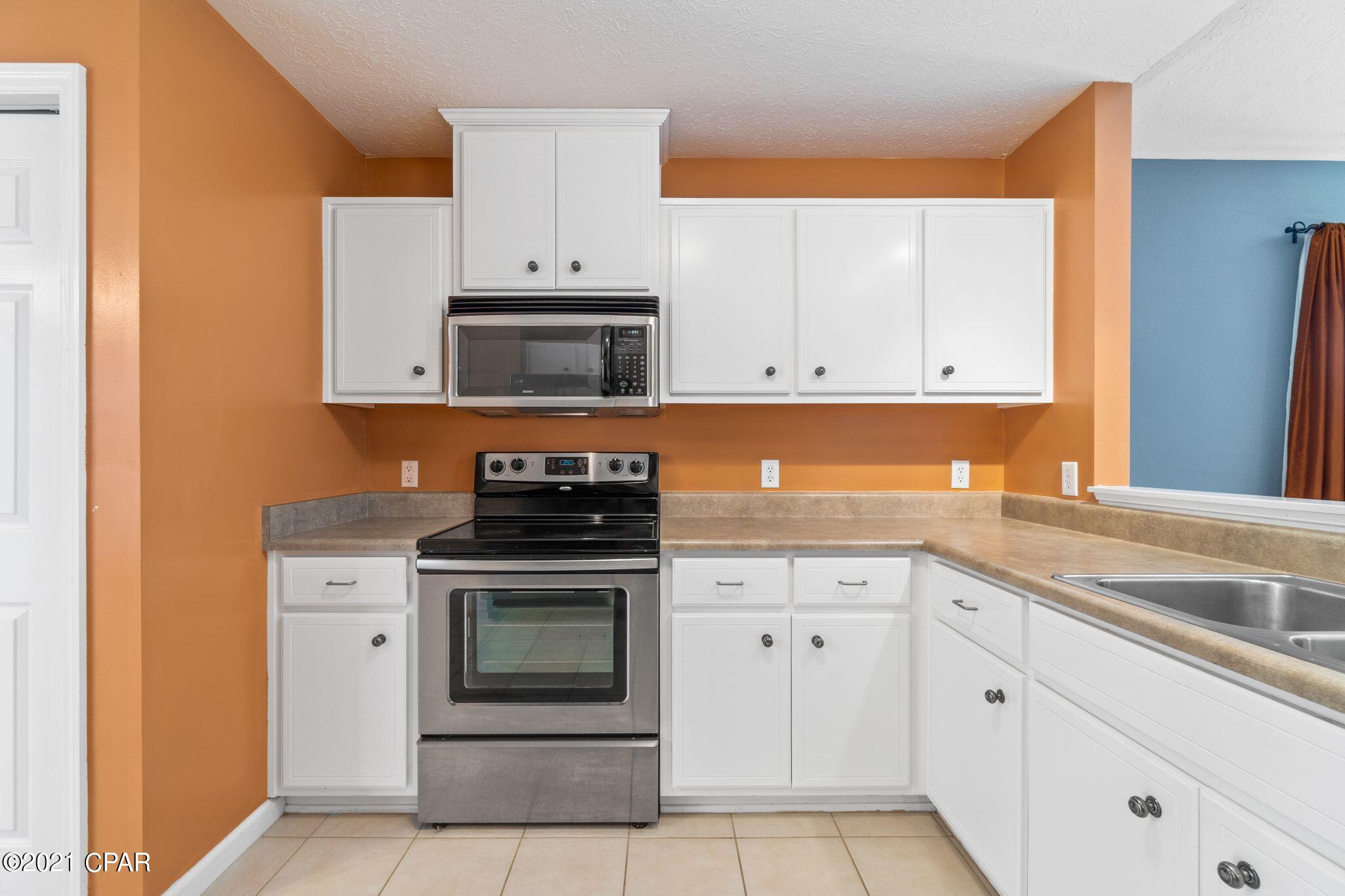 Summer Lace - Residential