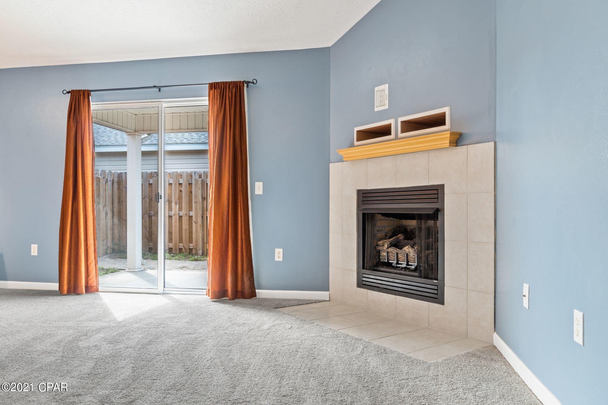 Summer Lace - Residential