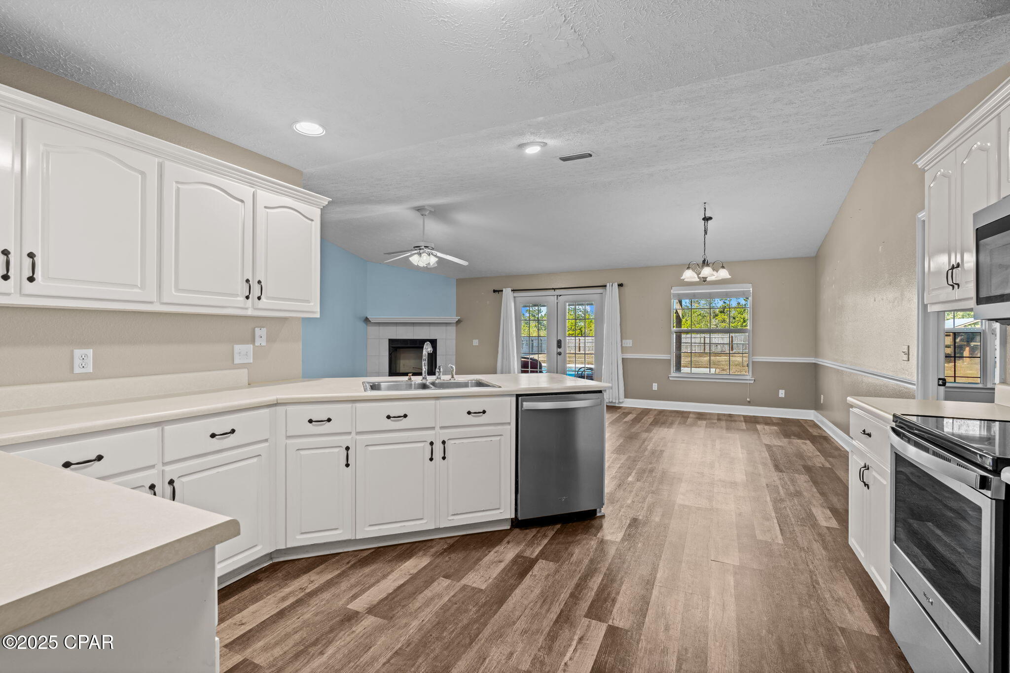 Pelican Point - Residential