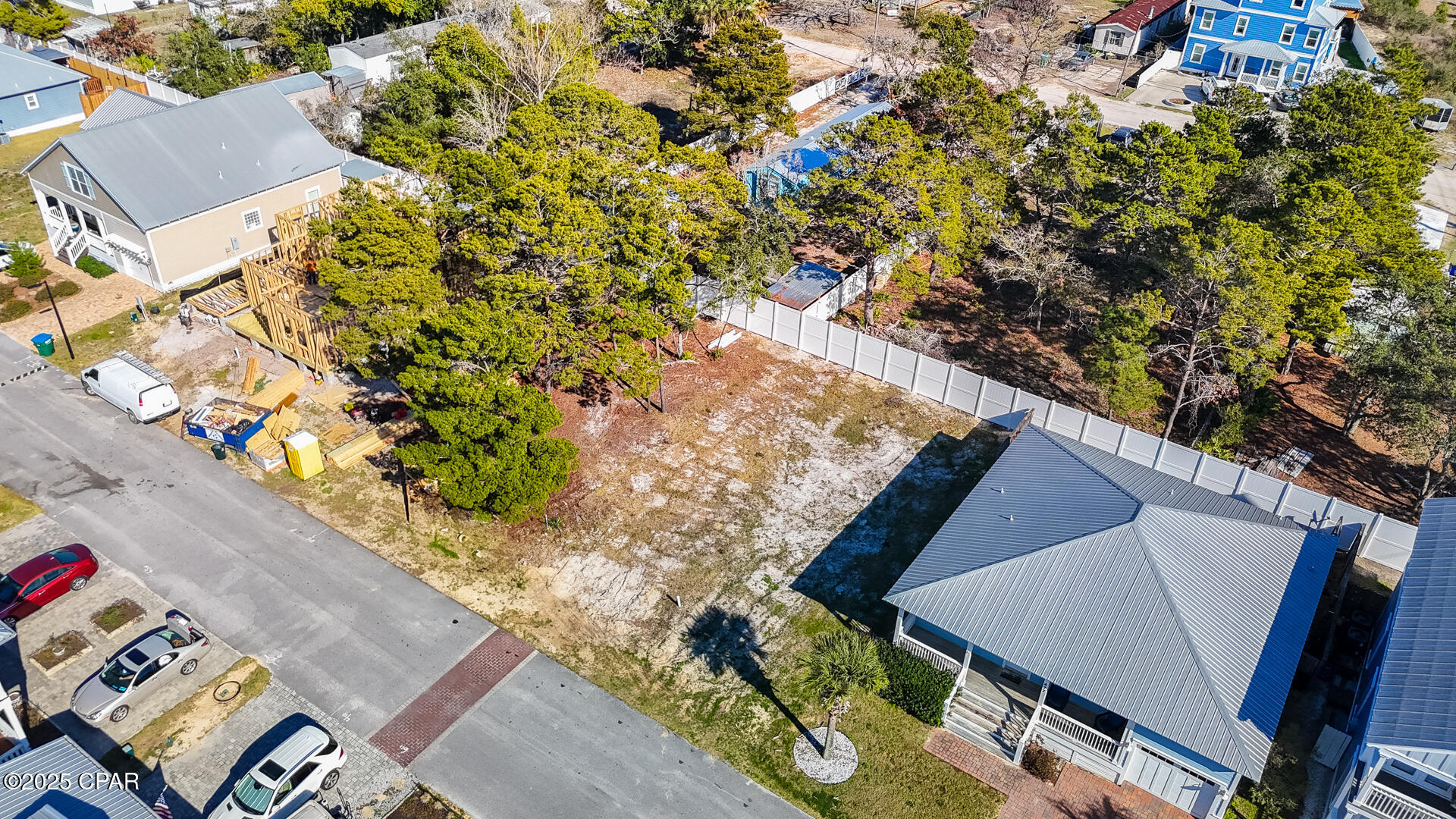 Paradise Grove - Land