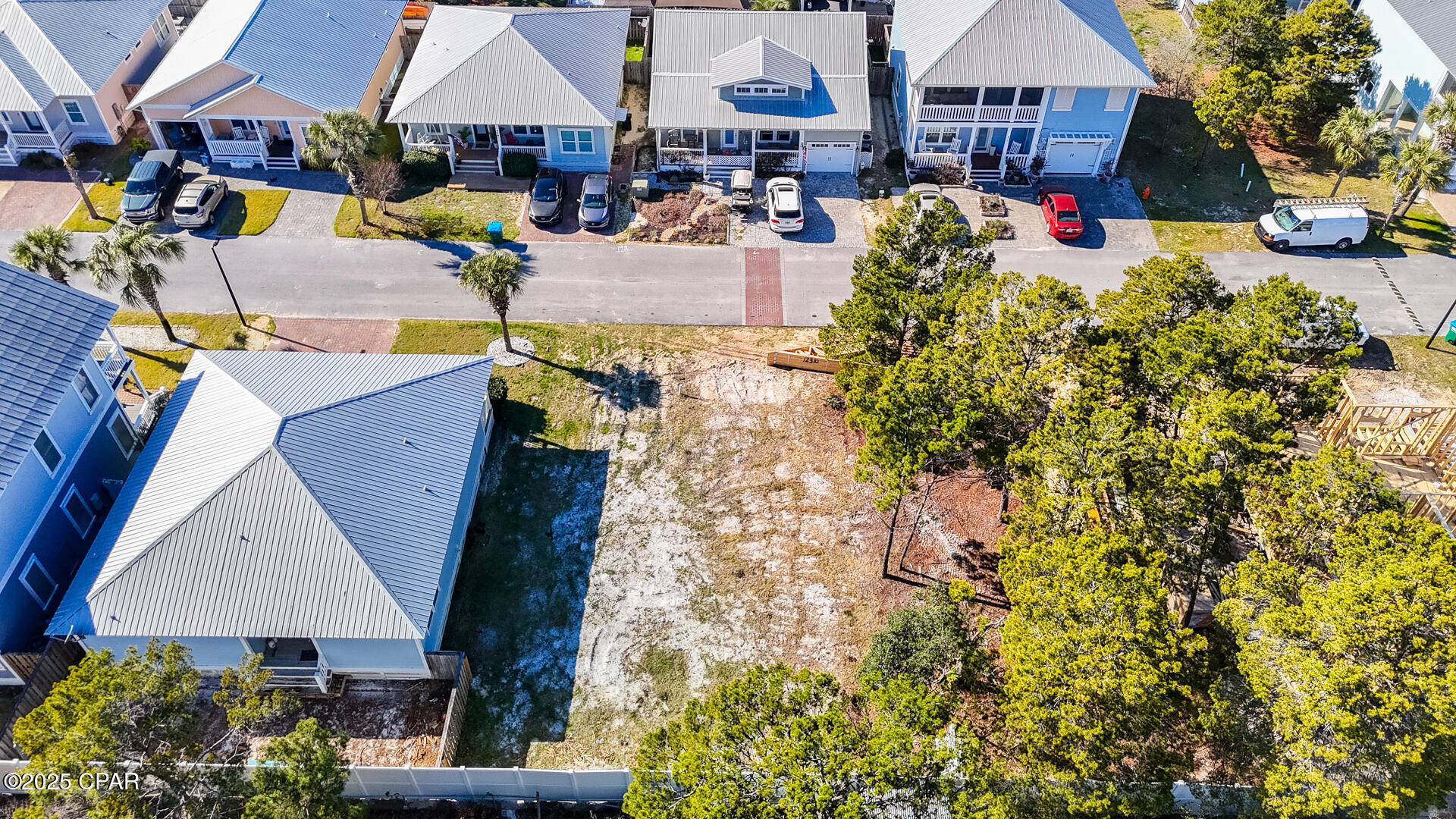 Paradise Grove - Land