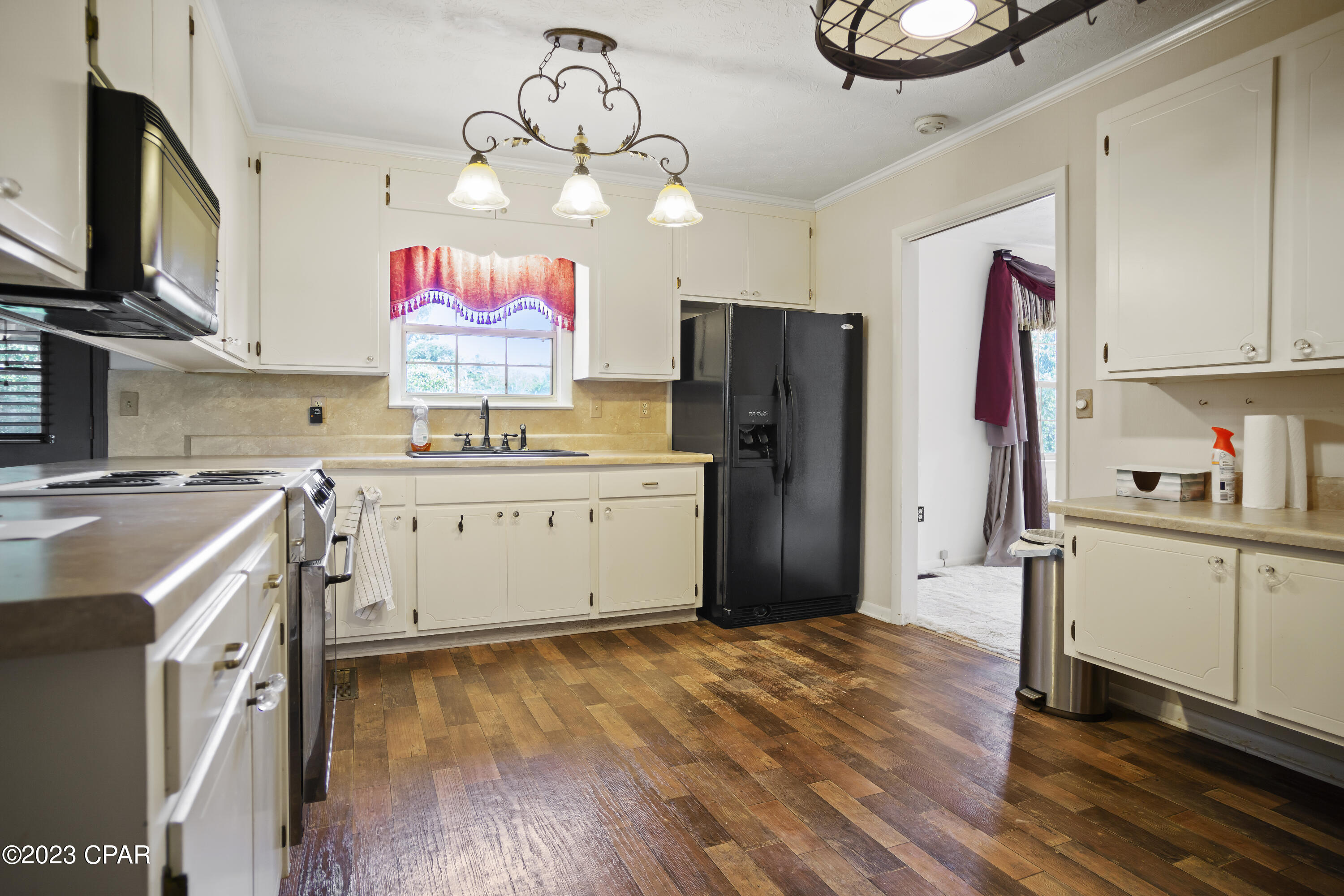 West Manor - Residential