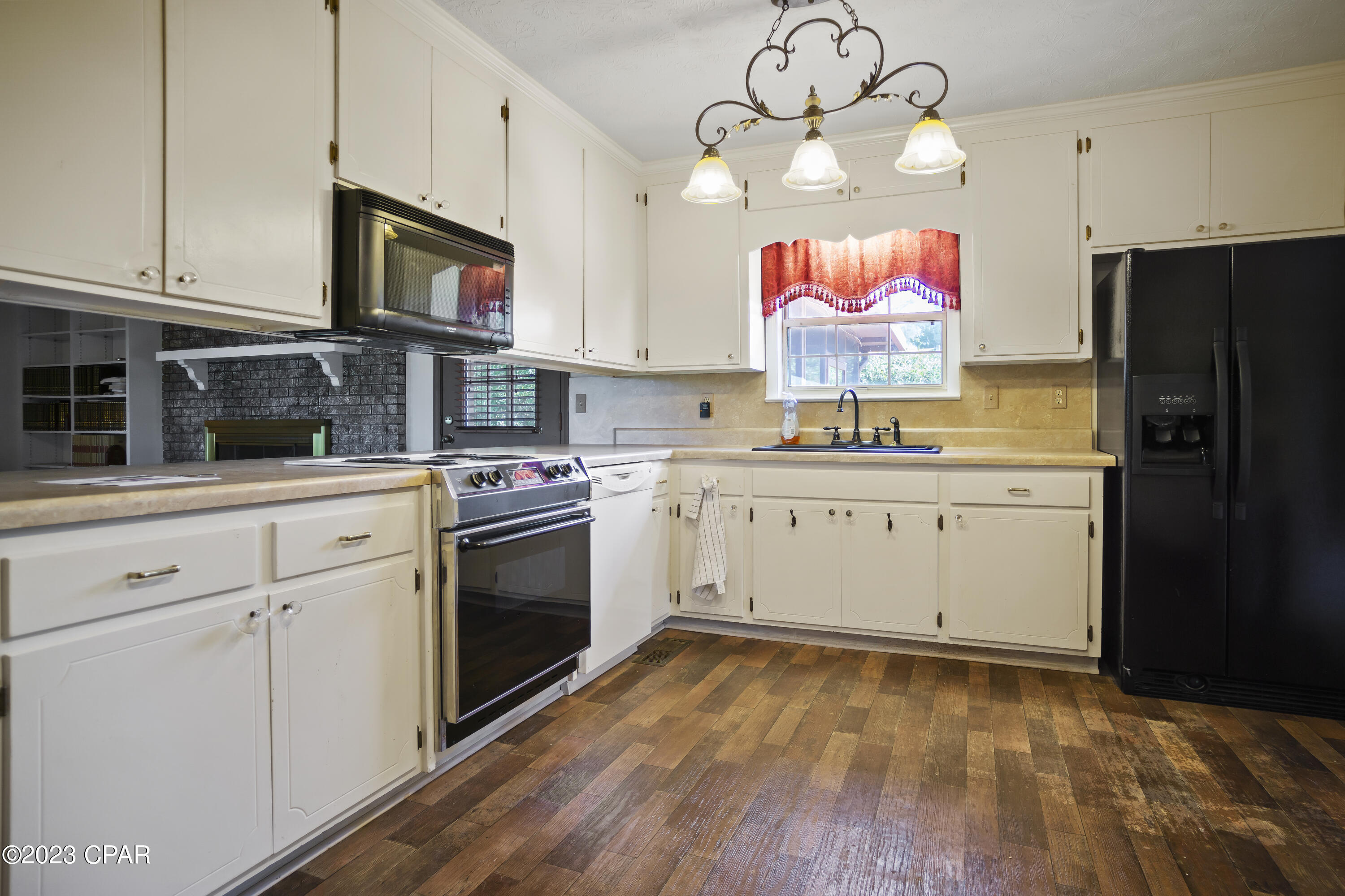 West Manor - Residential