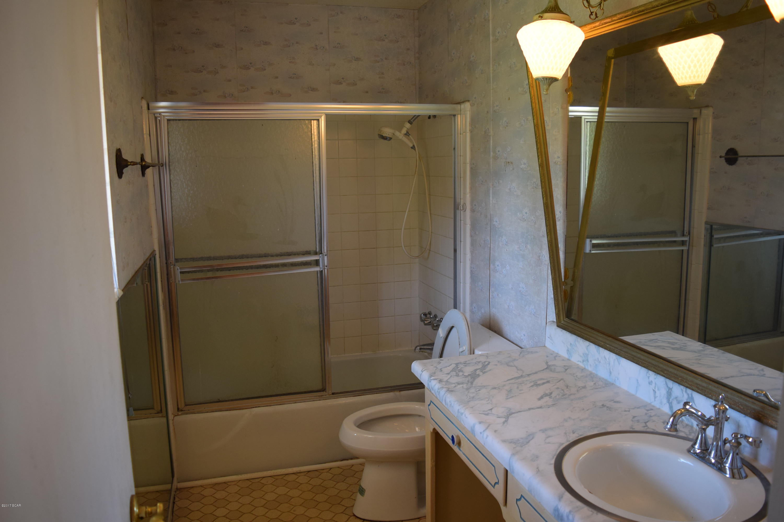 Crown Pt Sec Lakeside By Gulf - Residential