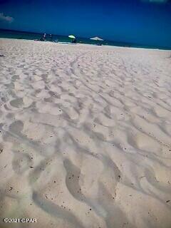 Reviera Beach Villas - Land