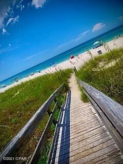 Reviera Beach Villas - Land