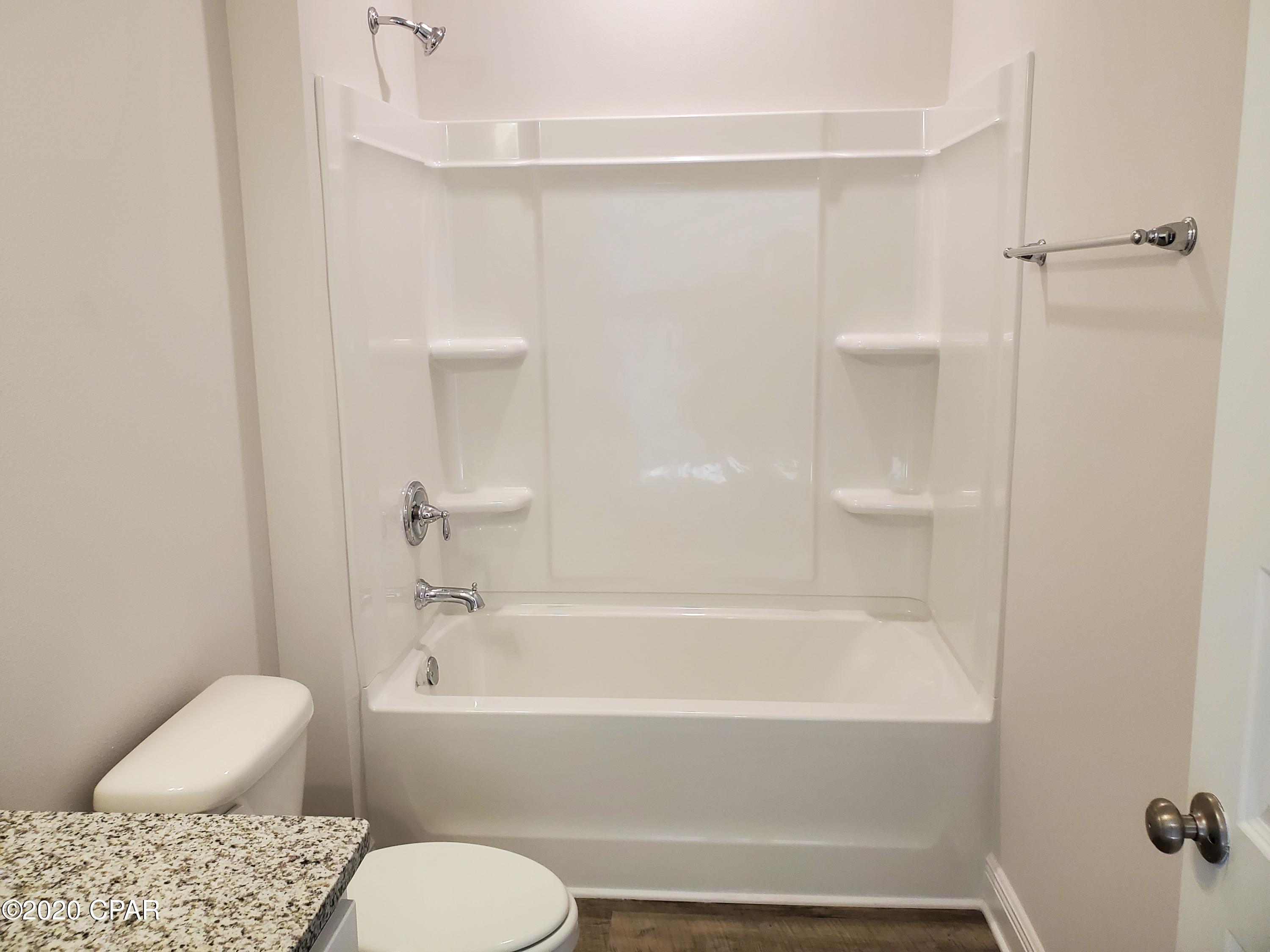 Emerald Cove Villas - Residential