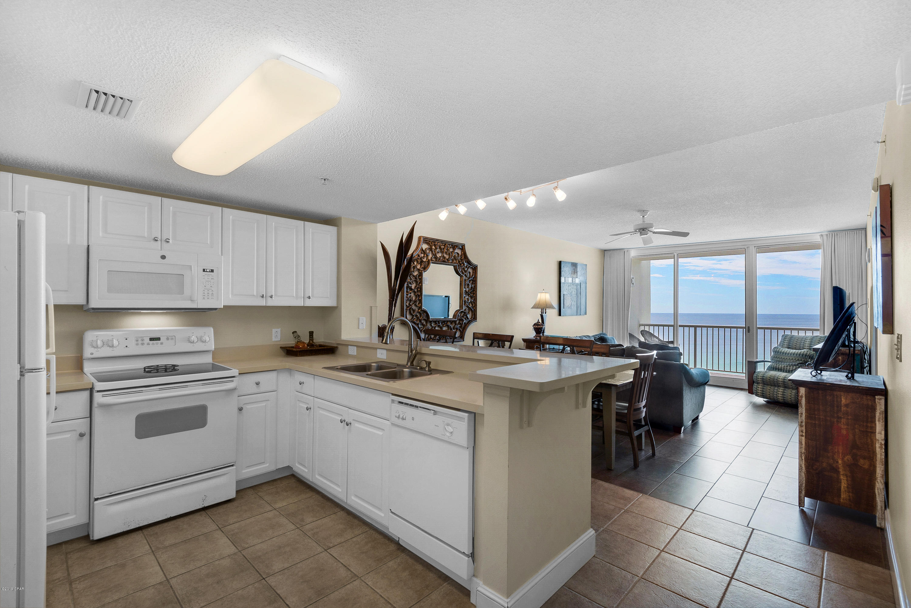 Majestic Beach Tower I - Residential