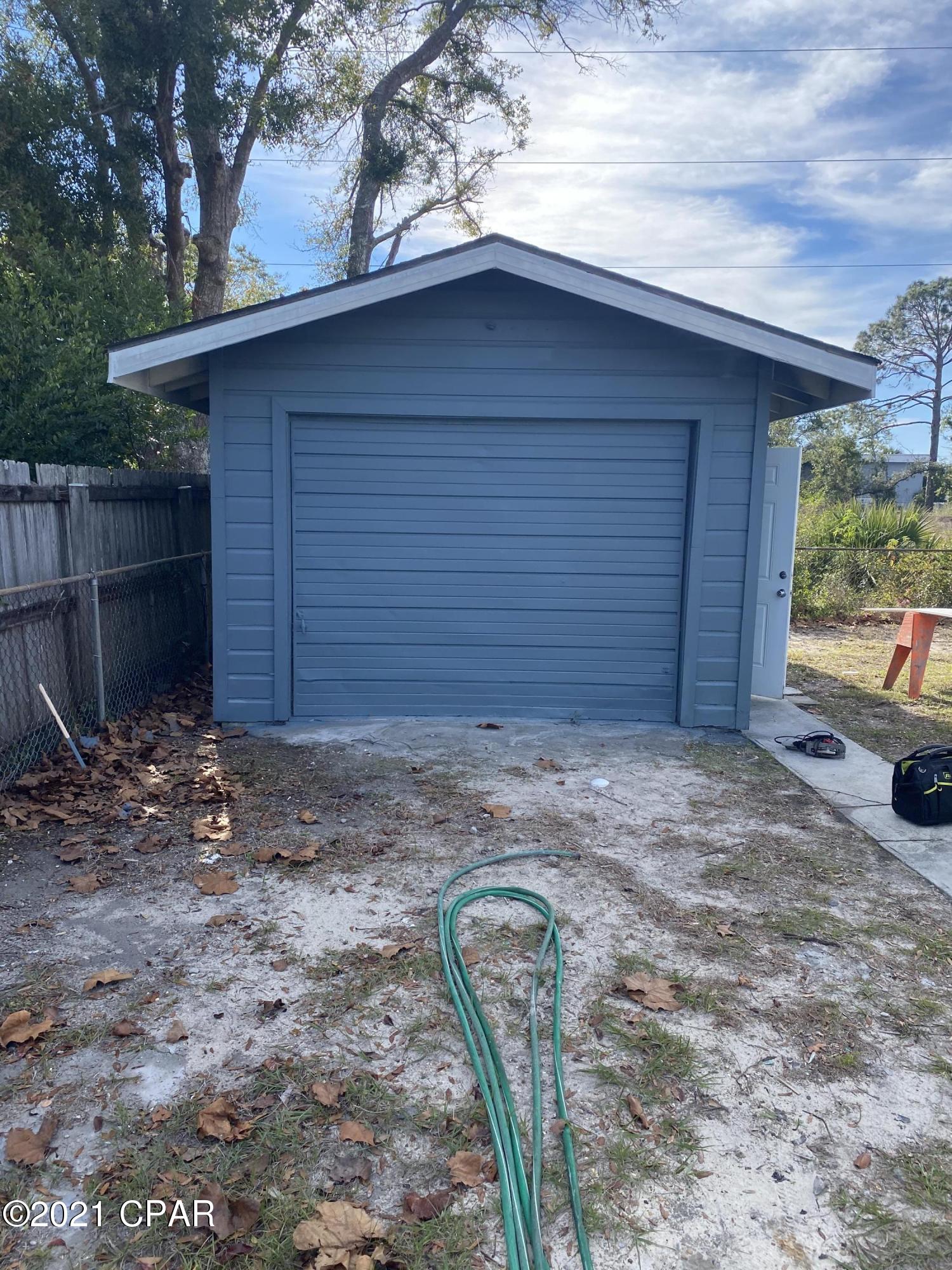 [No Recorded Subdiv] - Residential