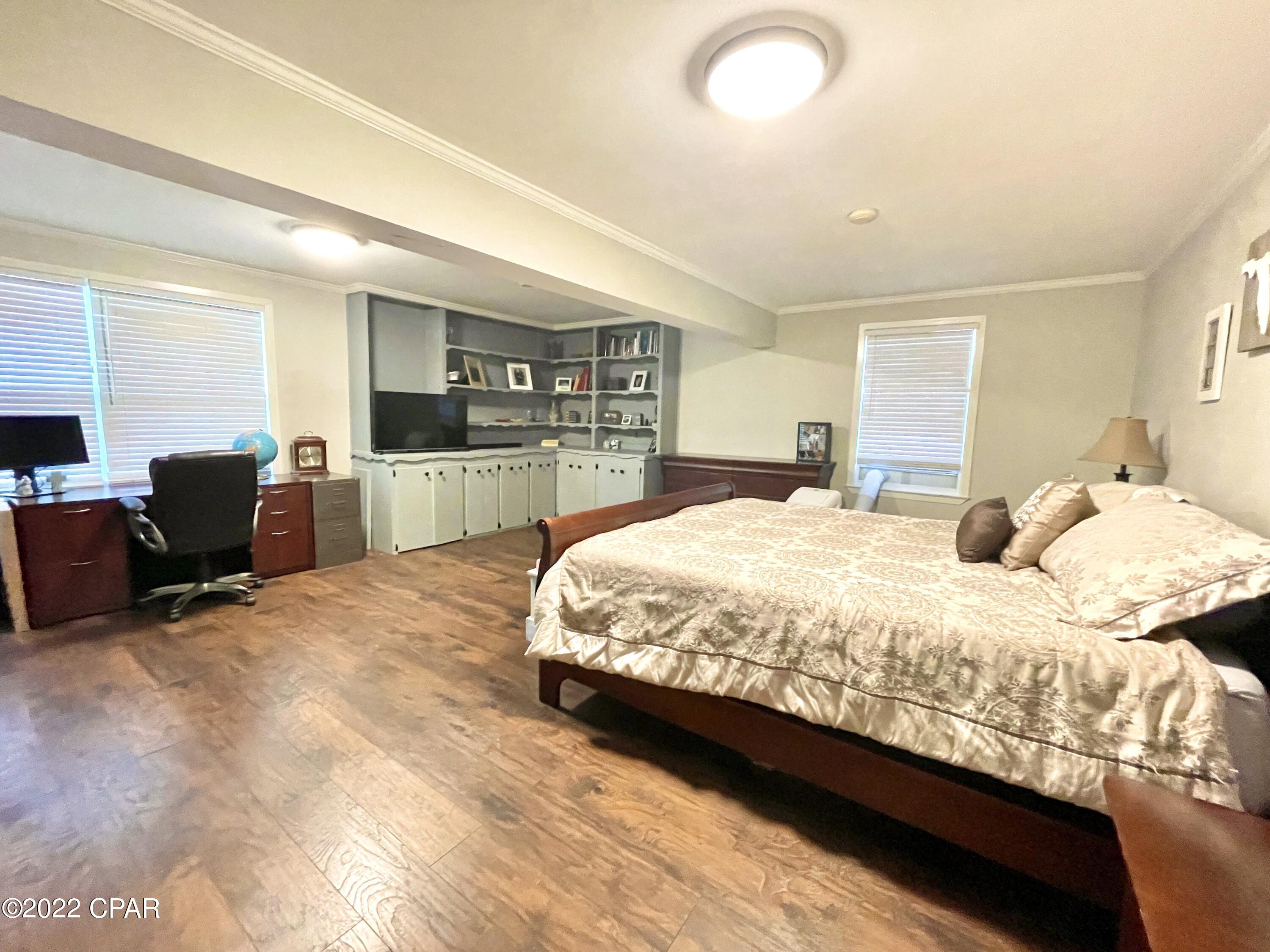 West Manor - Residential