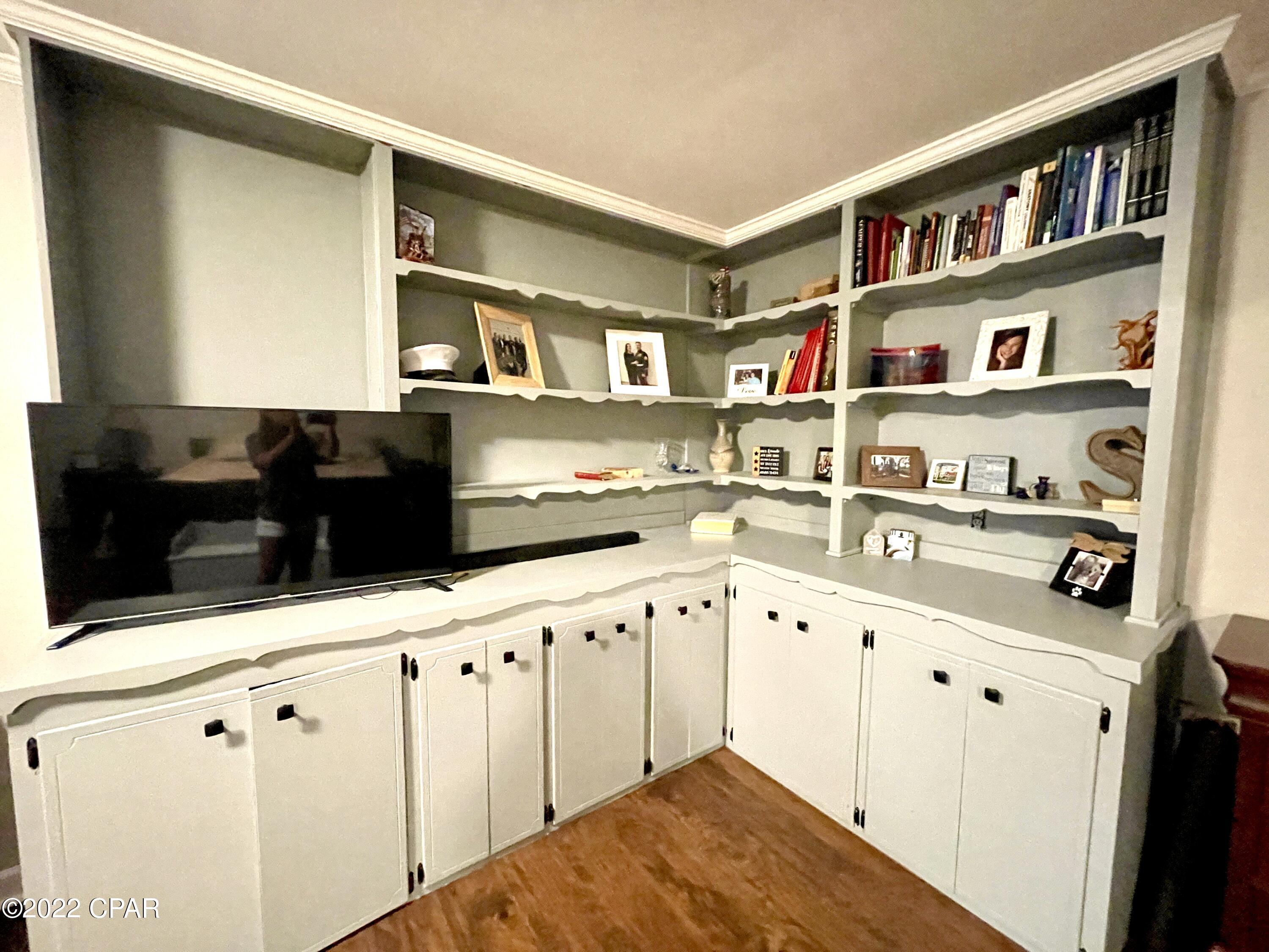 West Manor - Residential