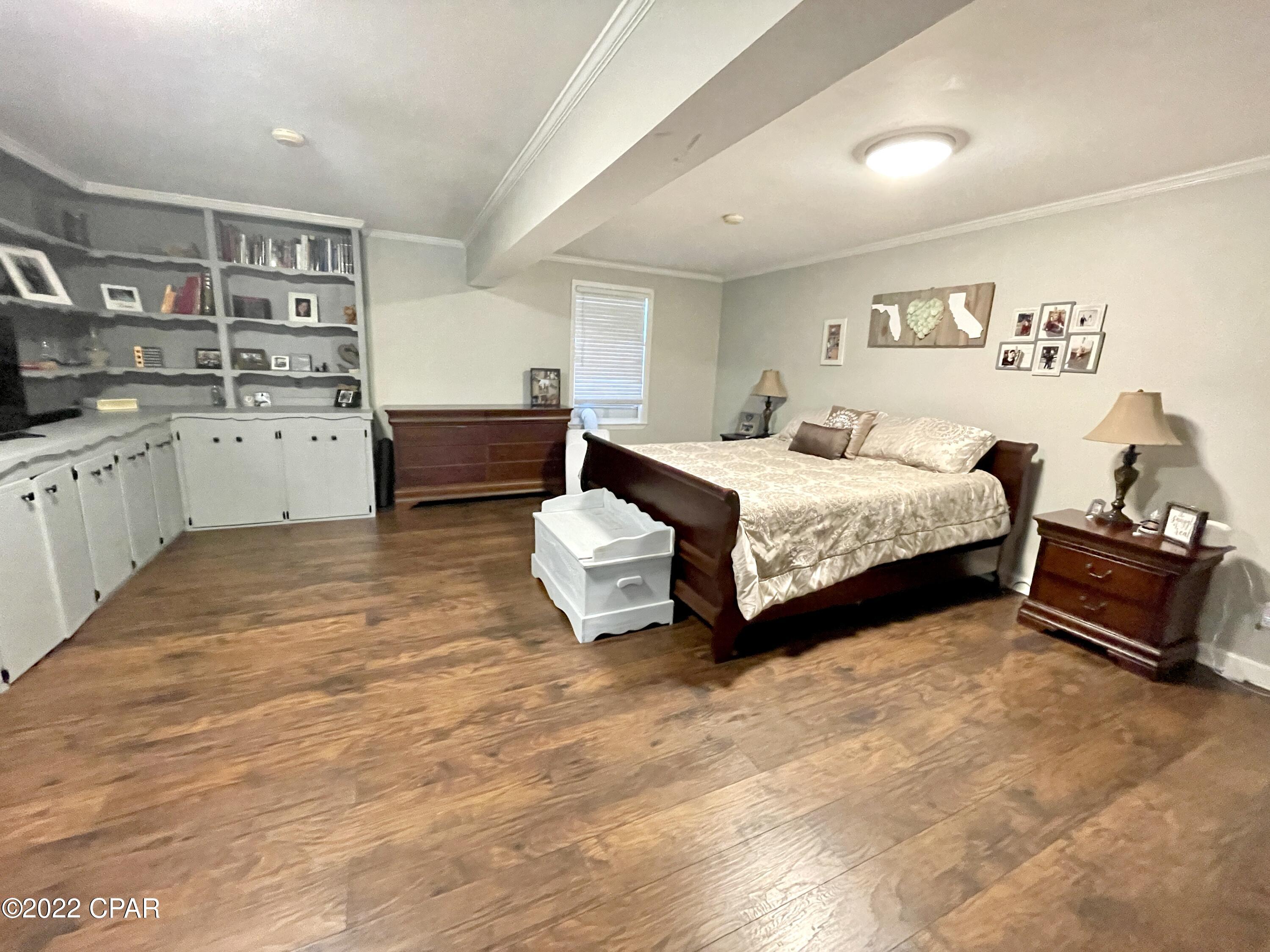 West Manor - Residential