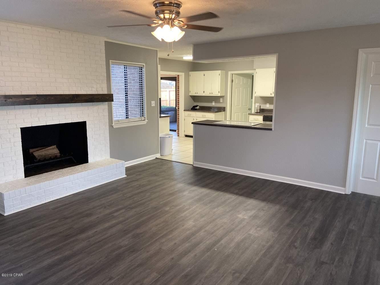 Venetian Villa - Residential Lease