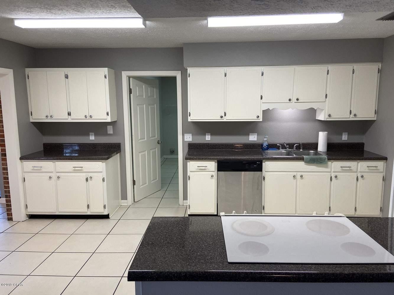 Venetian Villa - Residential Lease