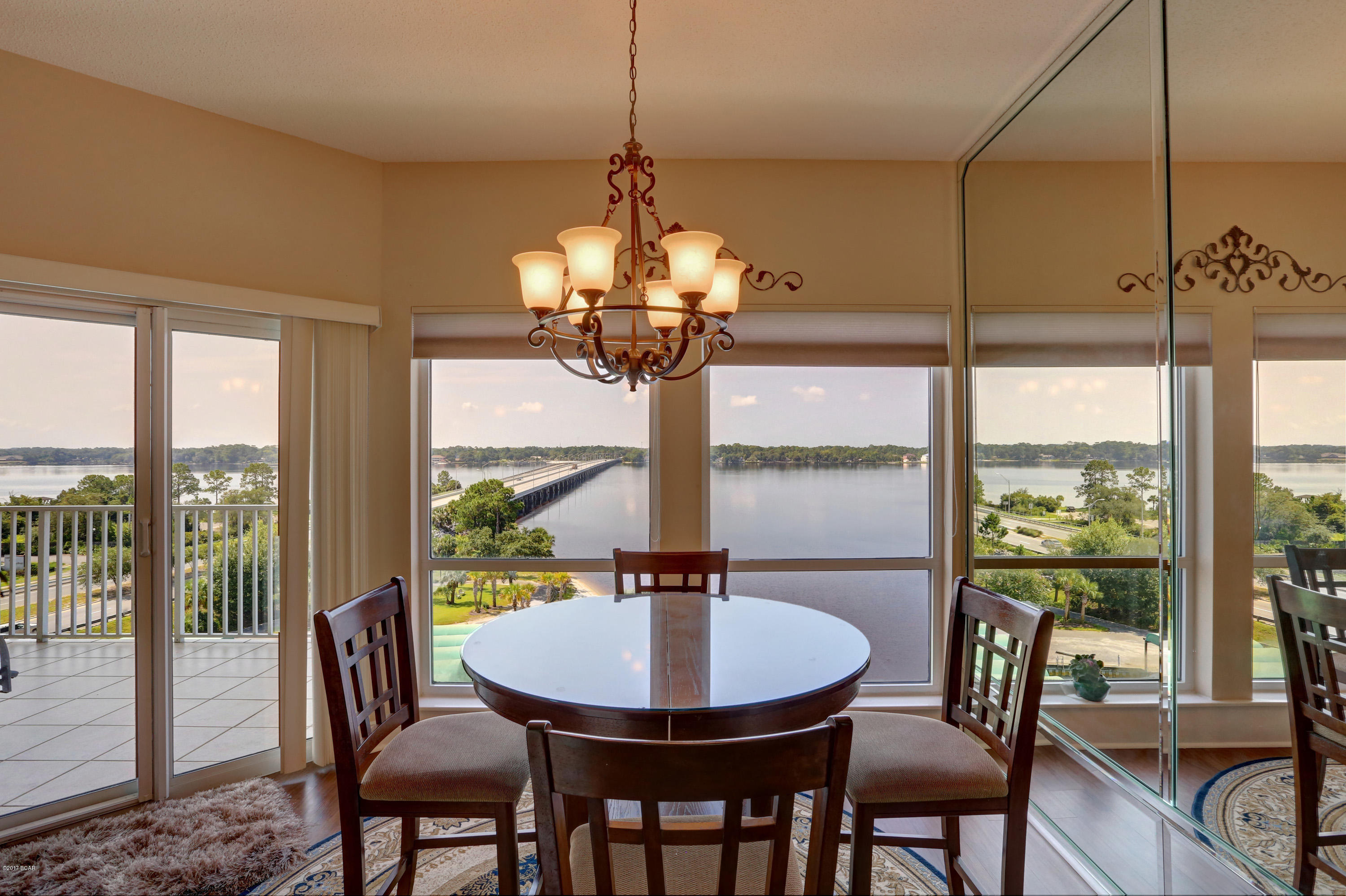 Marina Bay Condo - Residential