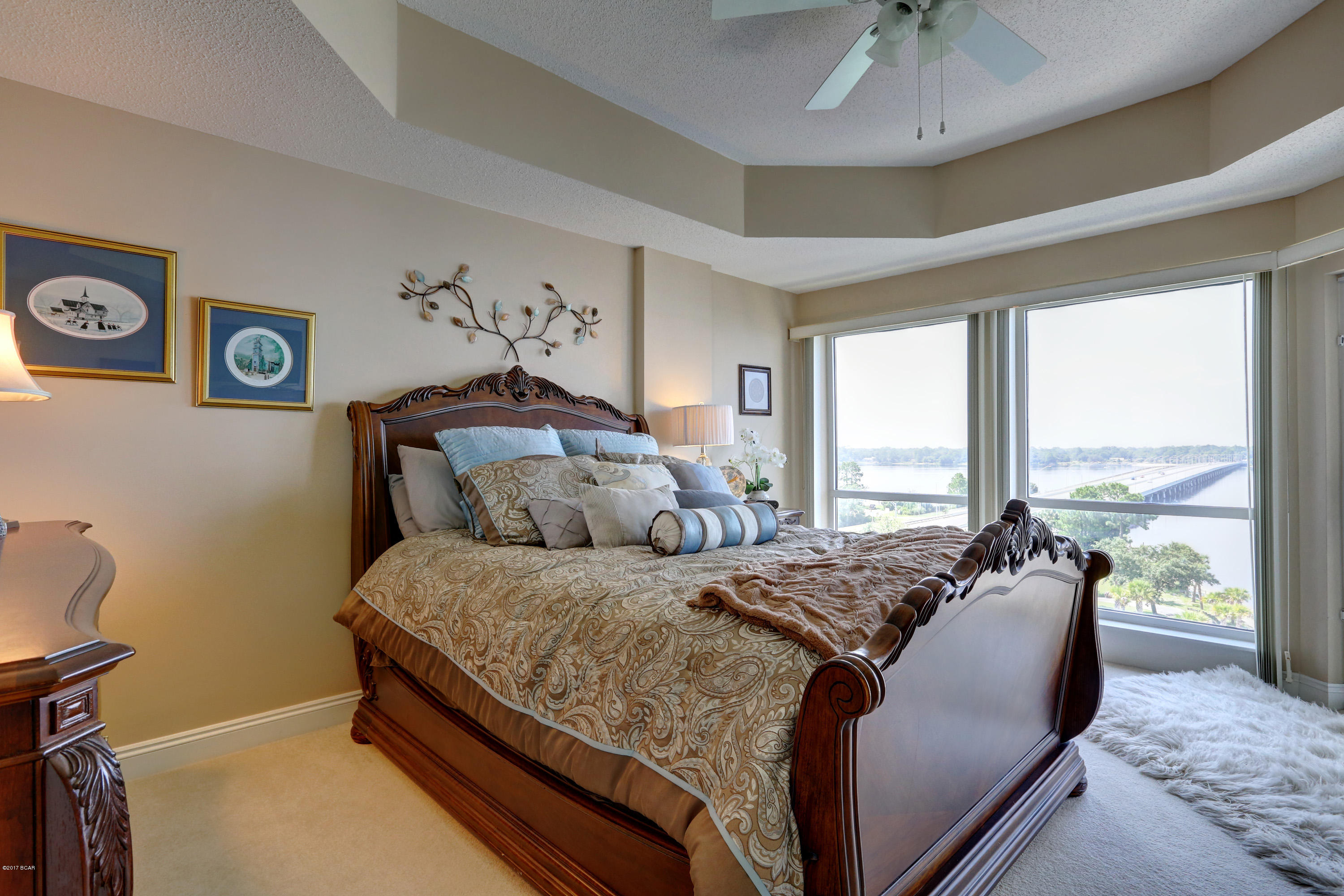 Marina Bay Condo - Residential