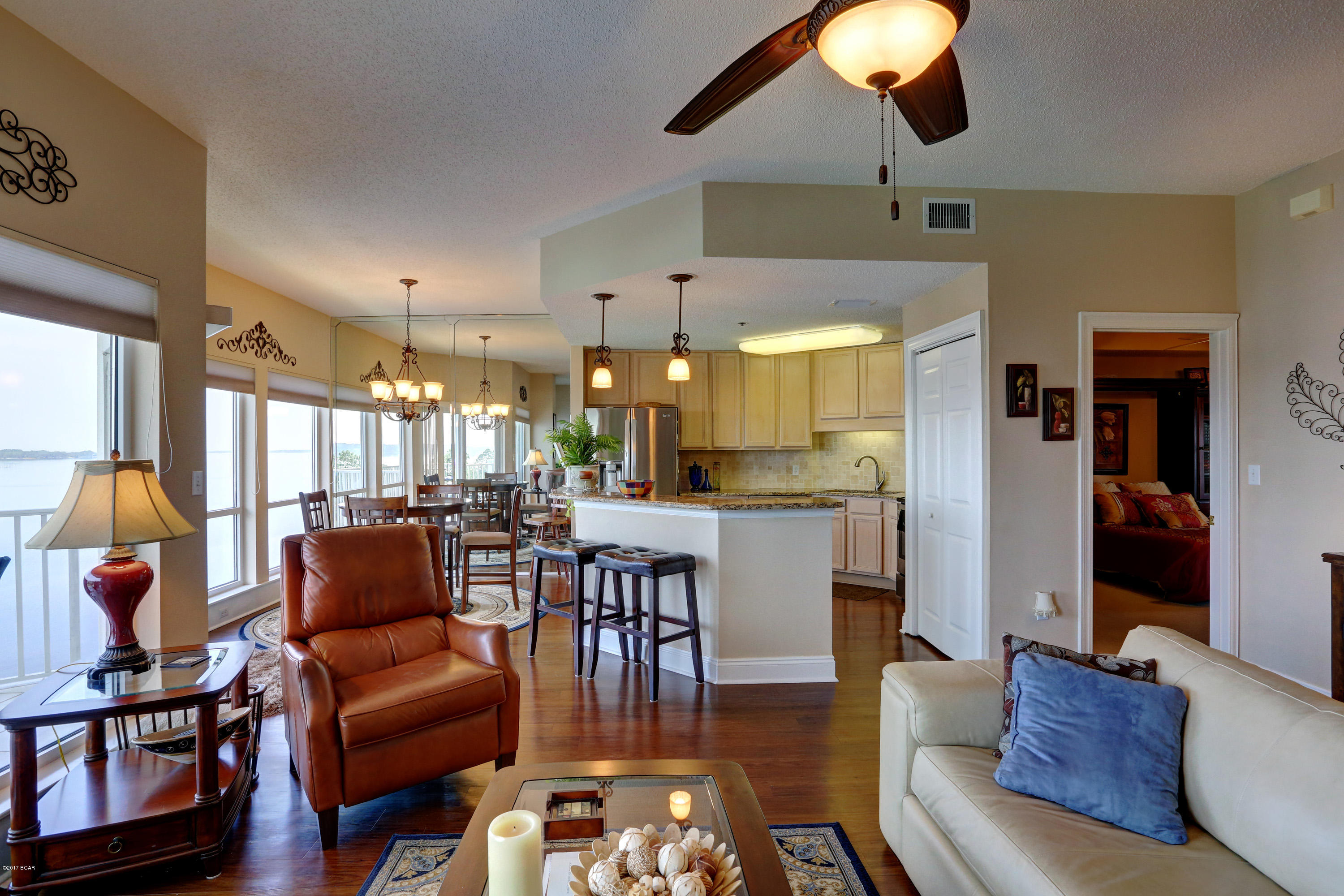 Marina Bay Condo - Residential