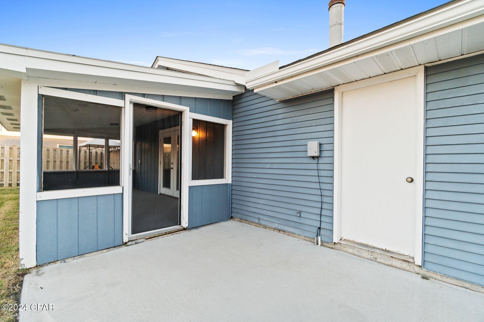 Diamond Head-Lakeside - Residential