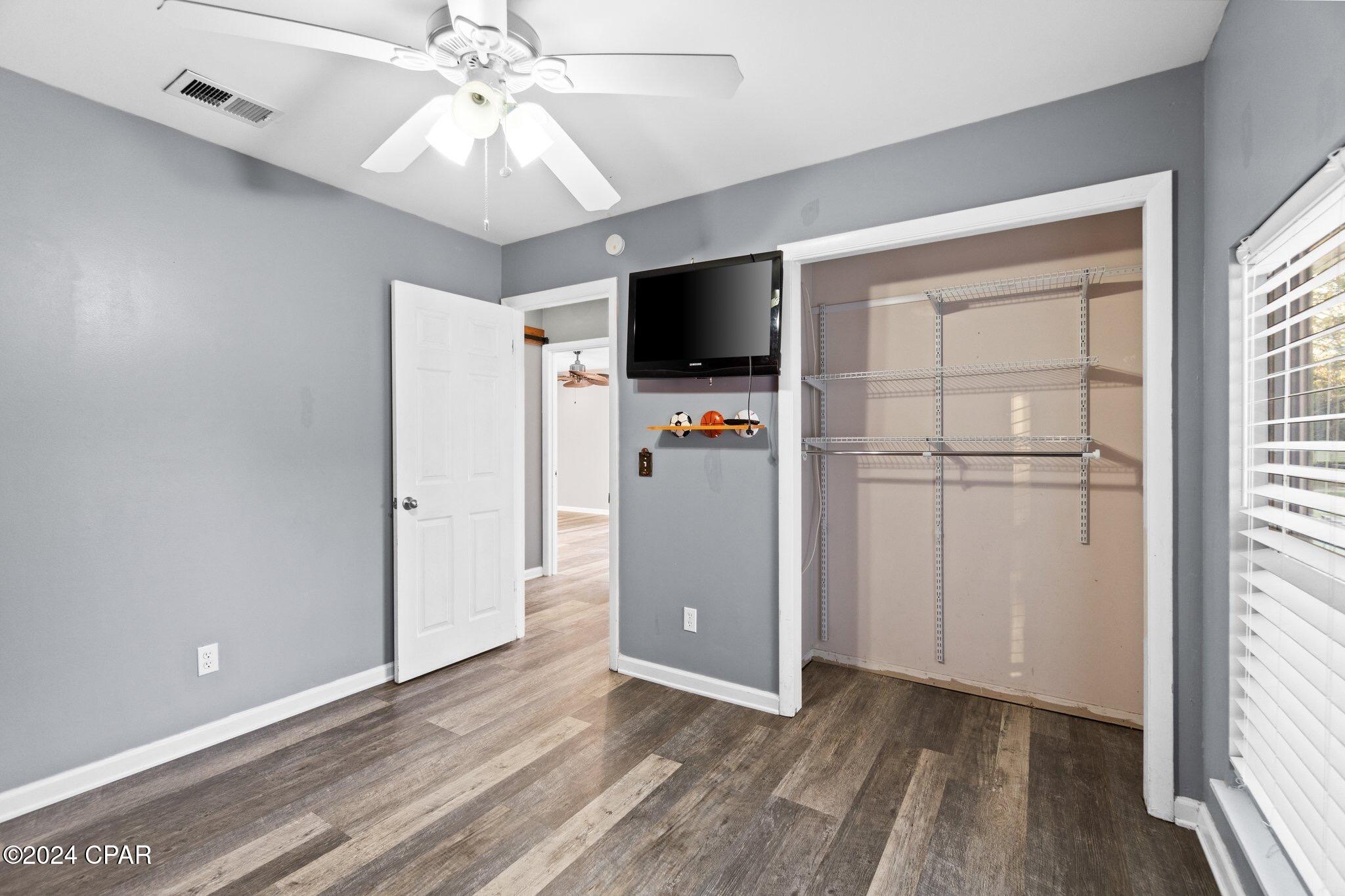 Diamond Head-Lakeside - Residential