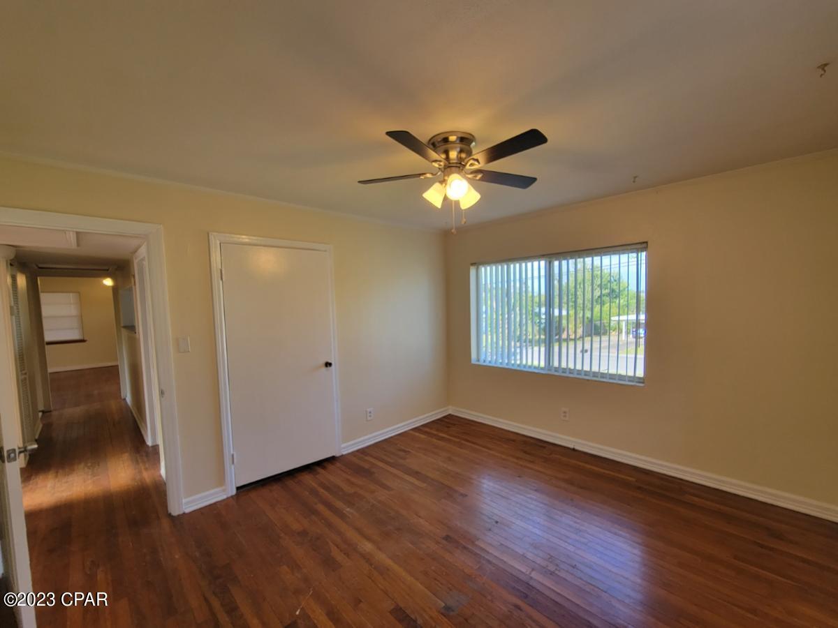 Cove Terrace 3rd Add - Residential Lease