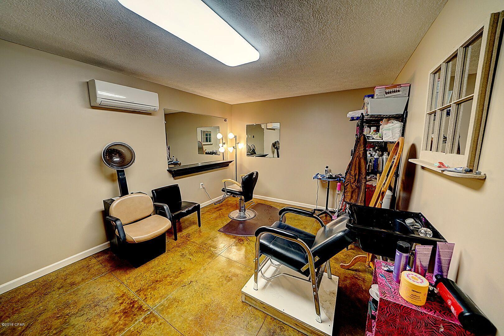 Oakcrest - Residential