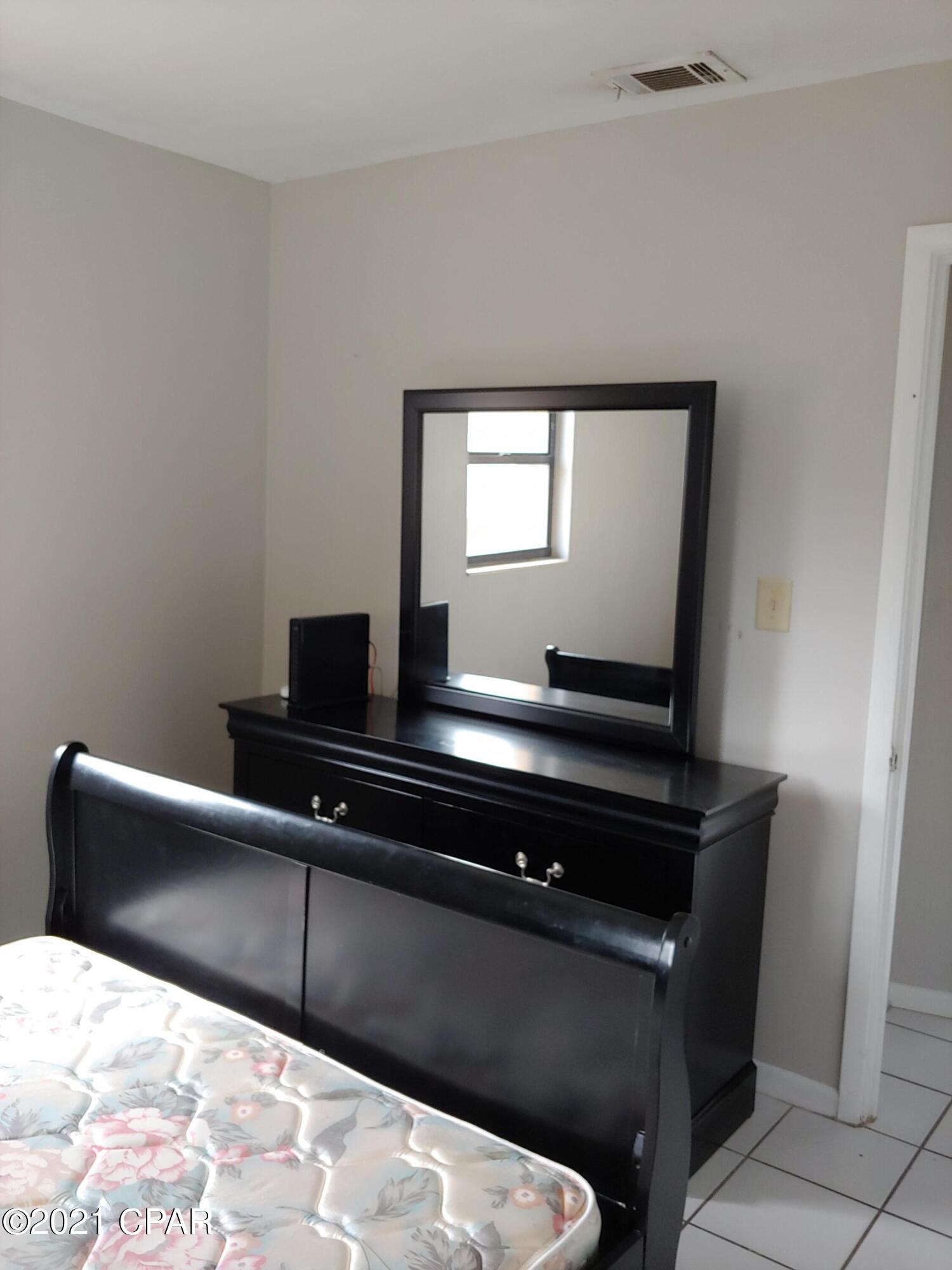 Crescent Beach Unit 1 - Residential Lease