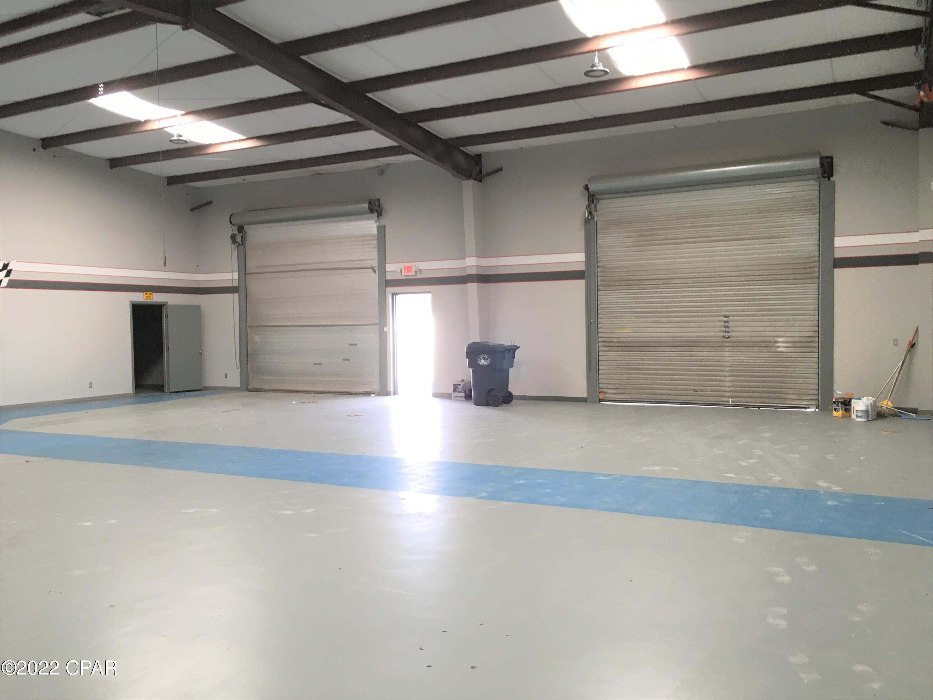 [No Recorded Subdiv] - Commercial Lease