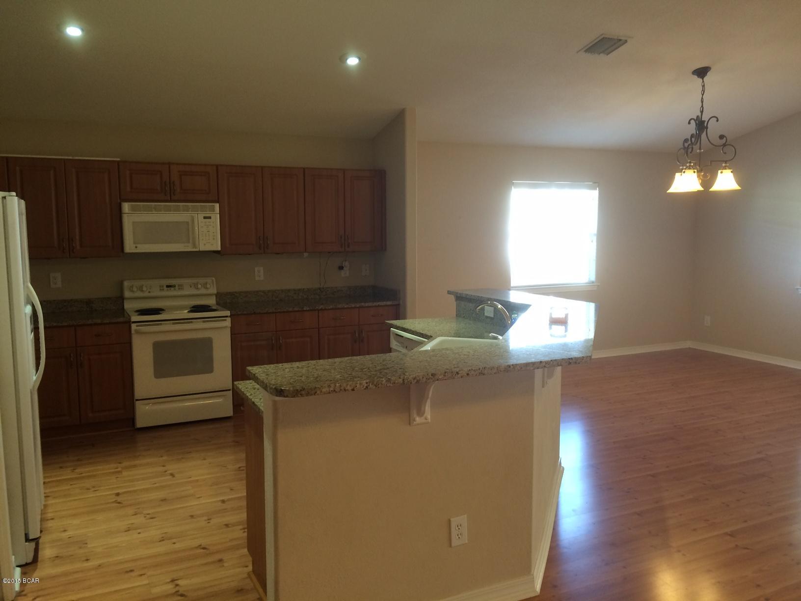 Palmetto Trace Phase 1 - Residential Lease