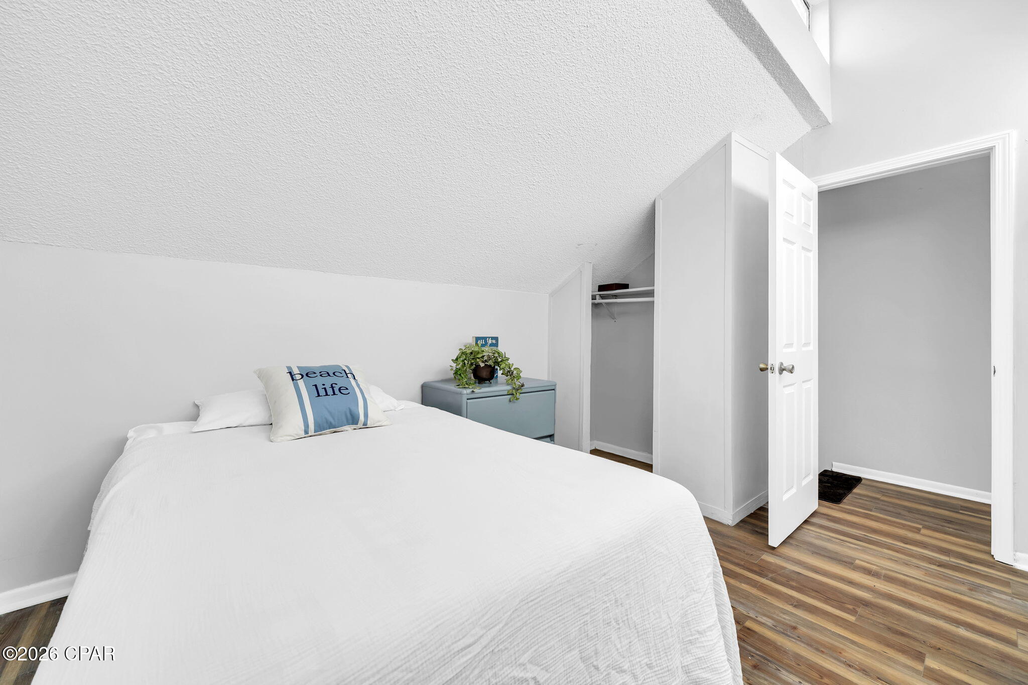 Gulf Lagoon Beach - Residential