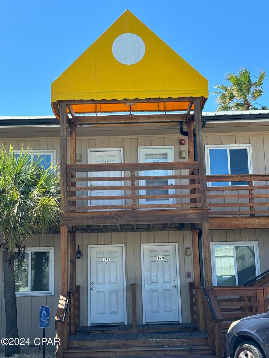 Waterfront 1 bedroom 1 bath condo at Sun Harbor. 2nd floor with magnificent view of the the bay and pool. Clean.
Includes w/s/g, basic cable. Coin Laundry on site. 1 year lease, no pets please