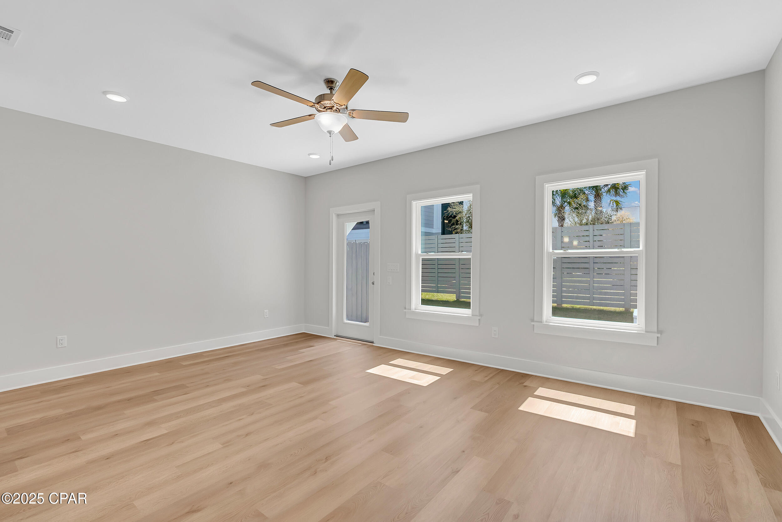 Colonial Landing - Residential