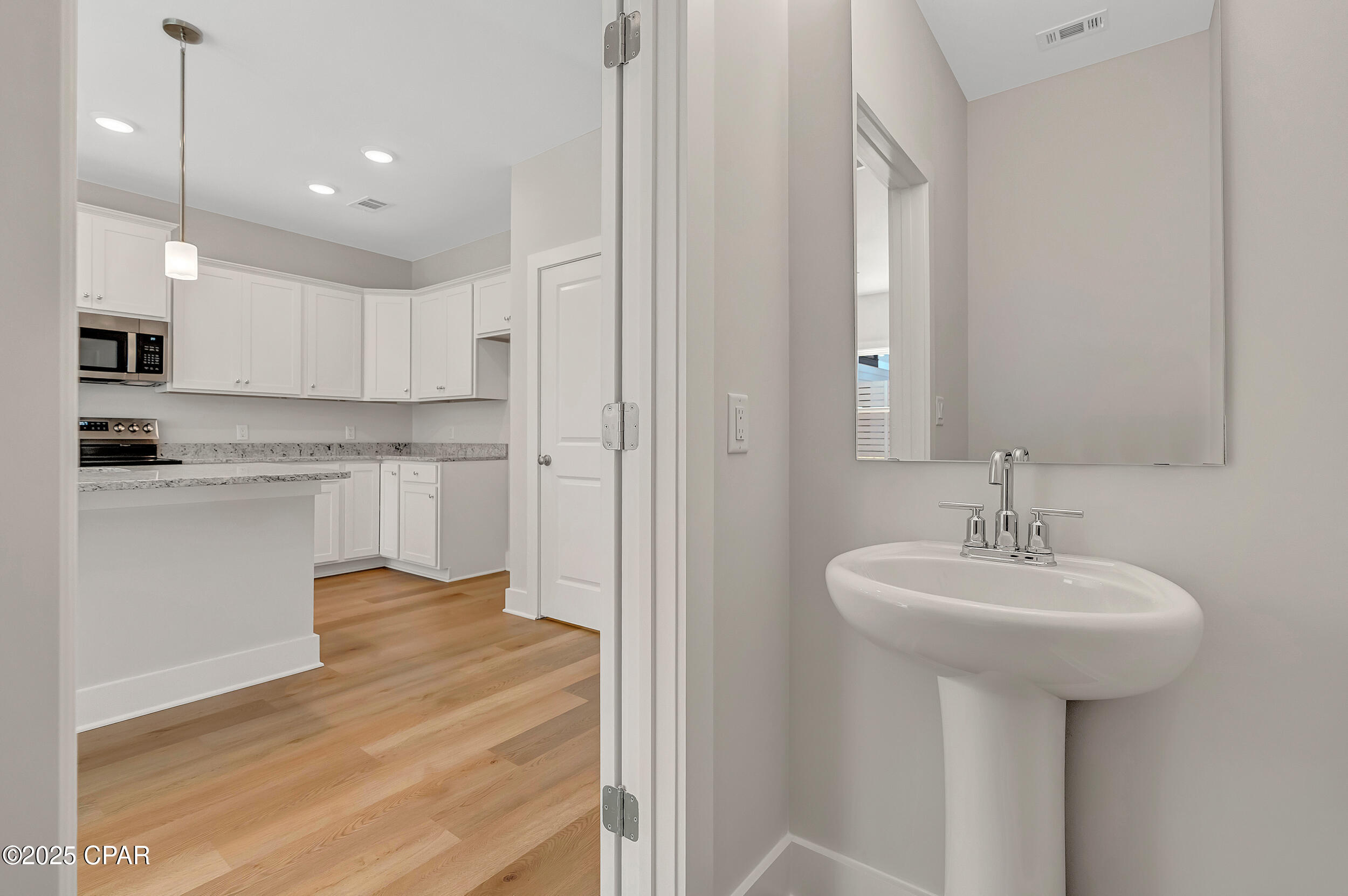 Colonial Landing - Residential