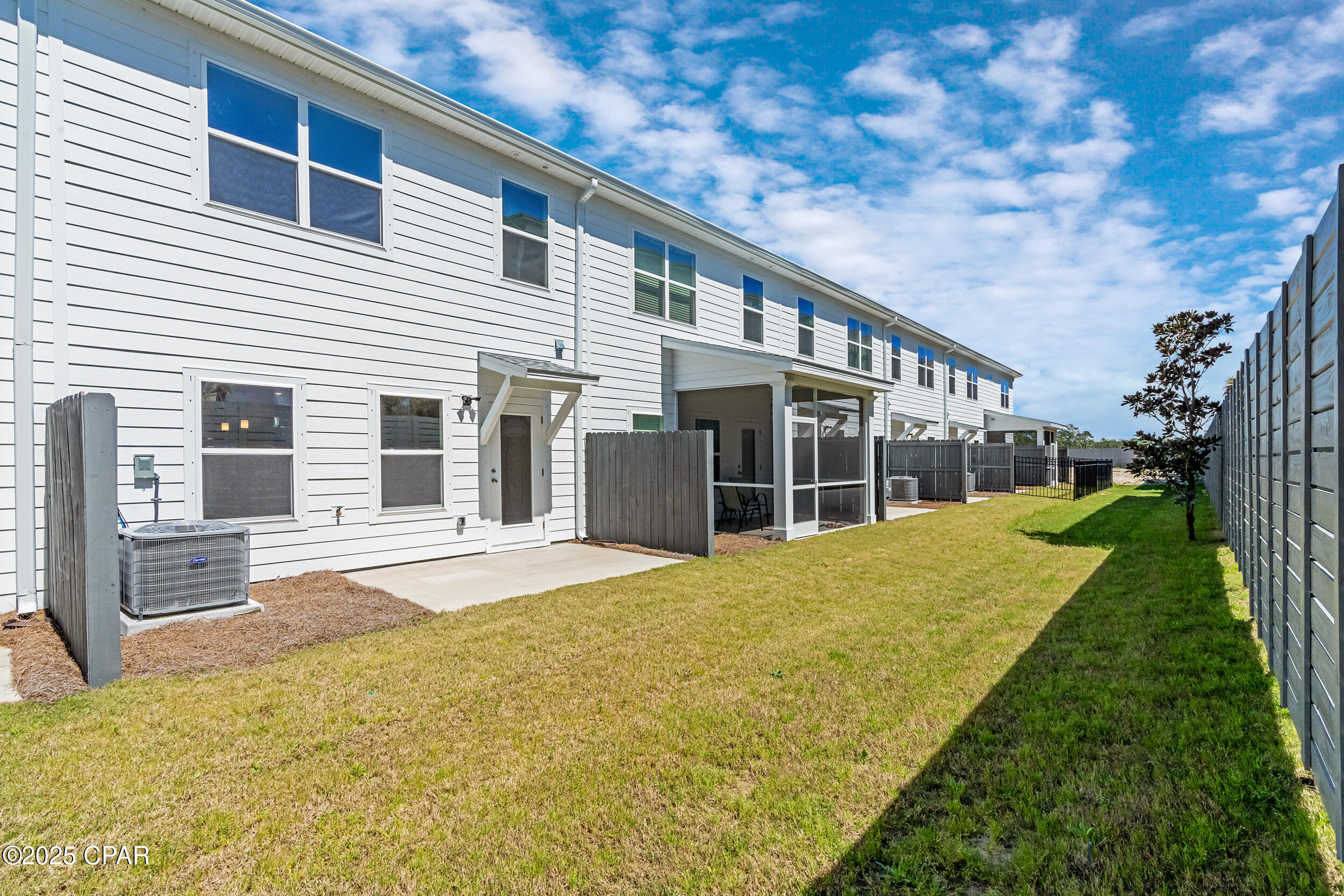 Colonial Landing - Residential