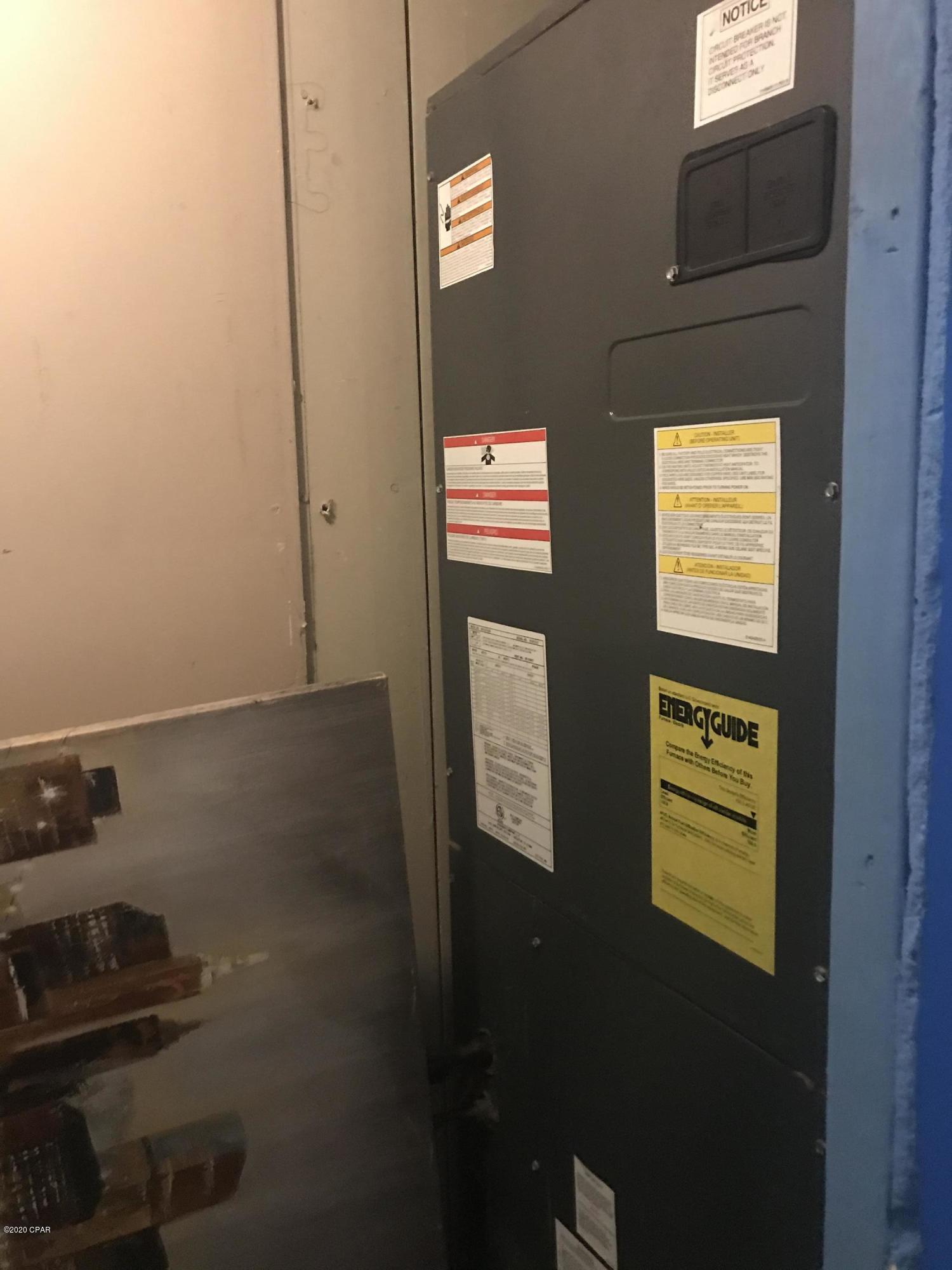 Shopes, H.D. Blk 2 - Residential