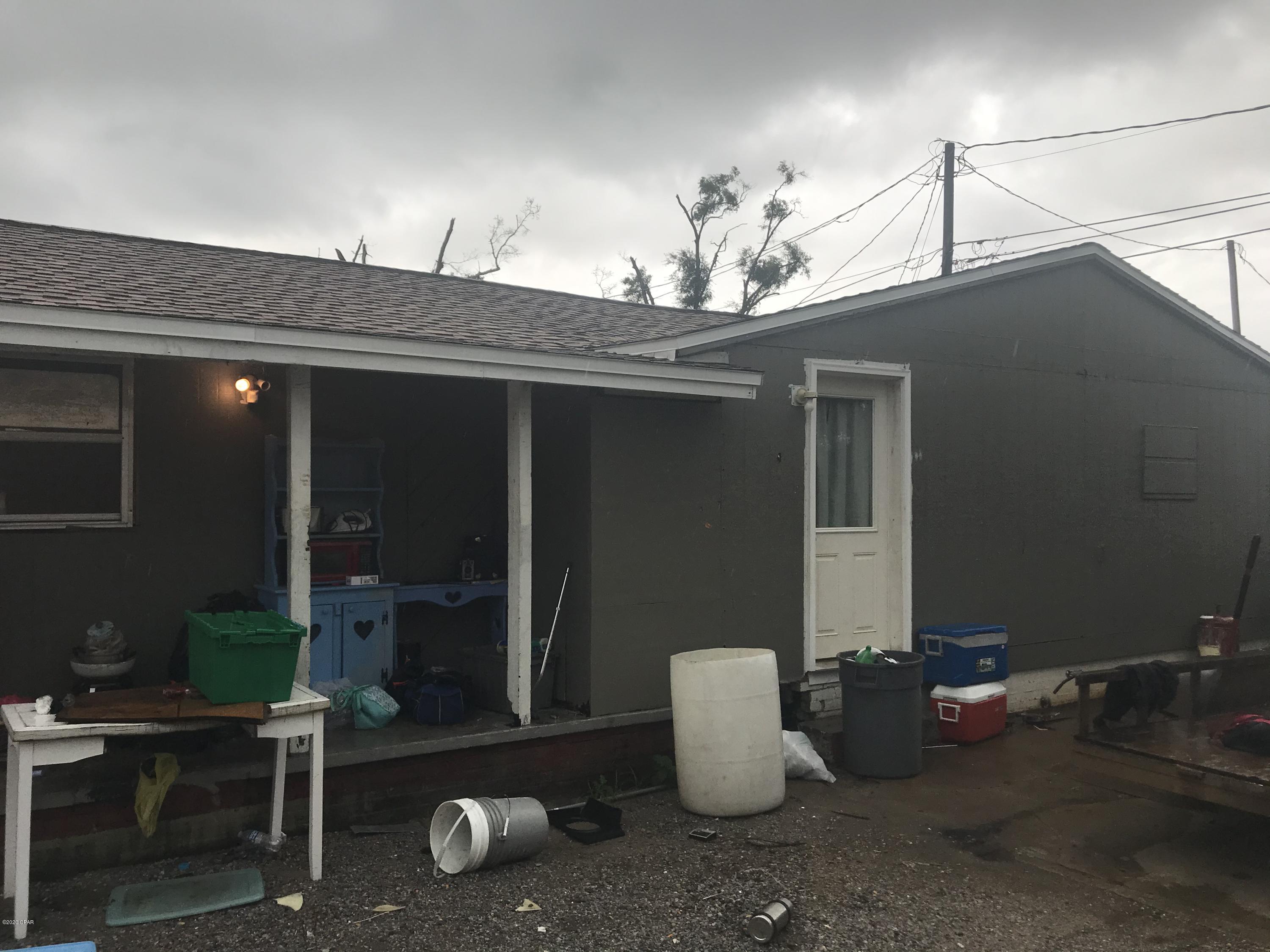 Shopes, H.D. Blk 2 - Residential