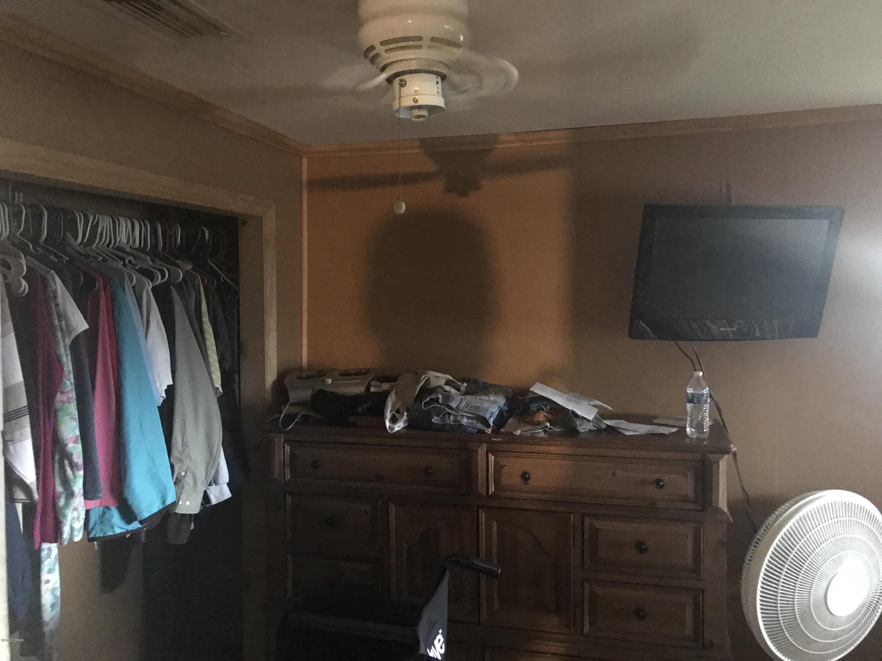 Shopes, H.D. Blk 2 - Residential