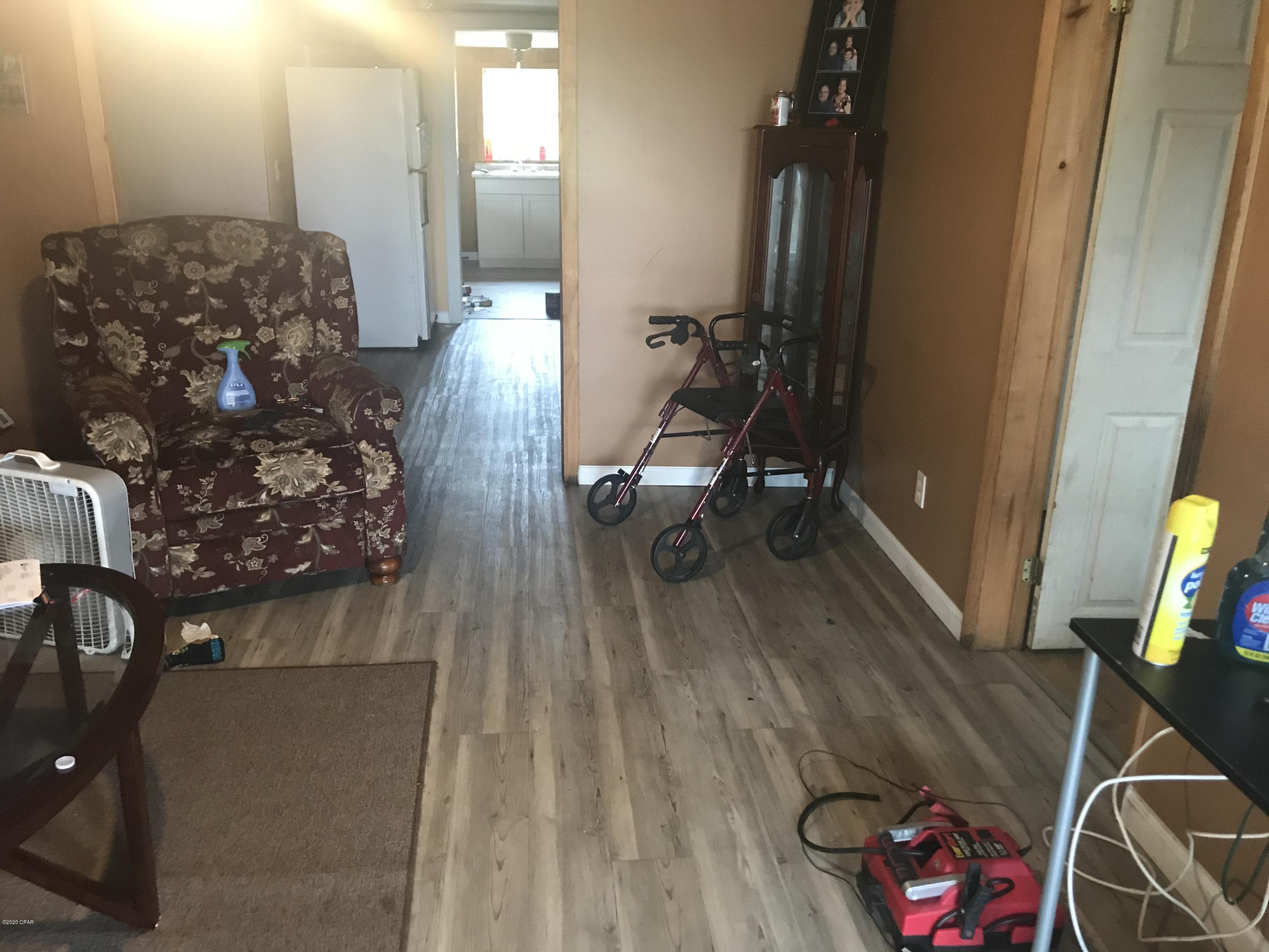 Shopes, H.D. Blk 2 - Residential