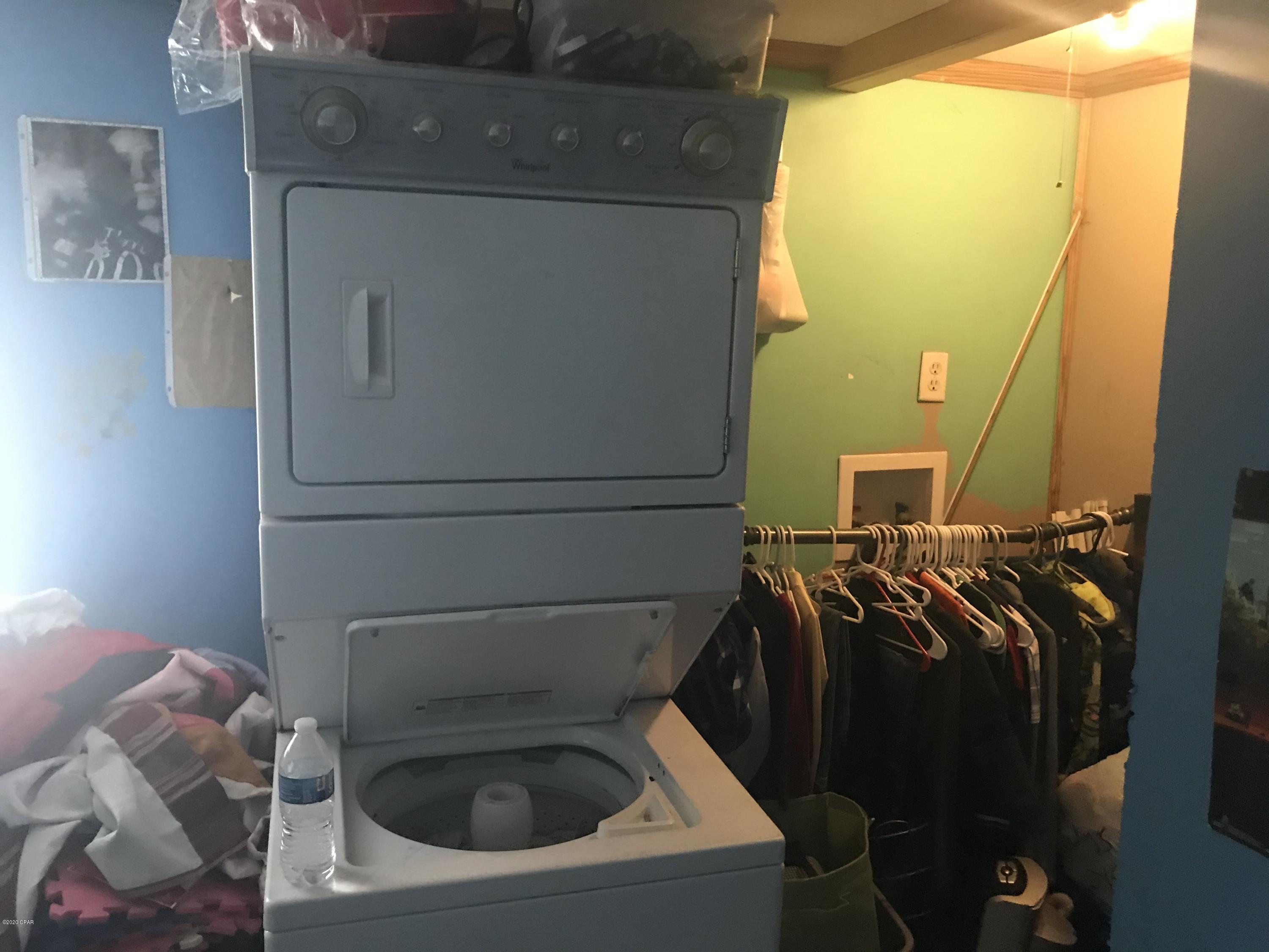 Shopes, H.D. Blk 2 - Residential