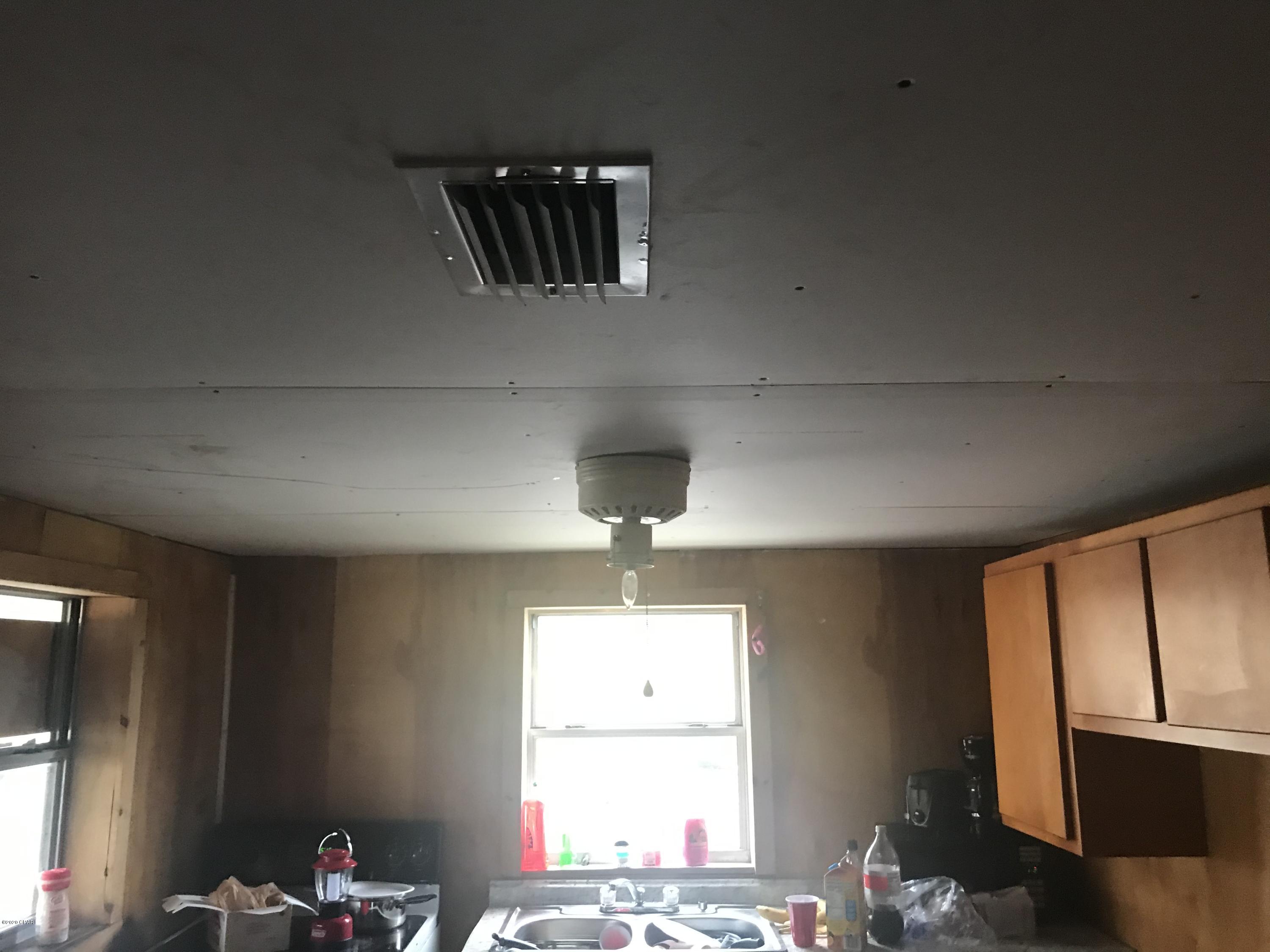 Shopes, H.D. Blk 2 - Residential