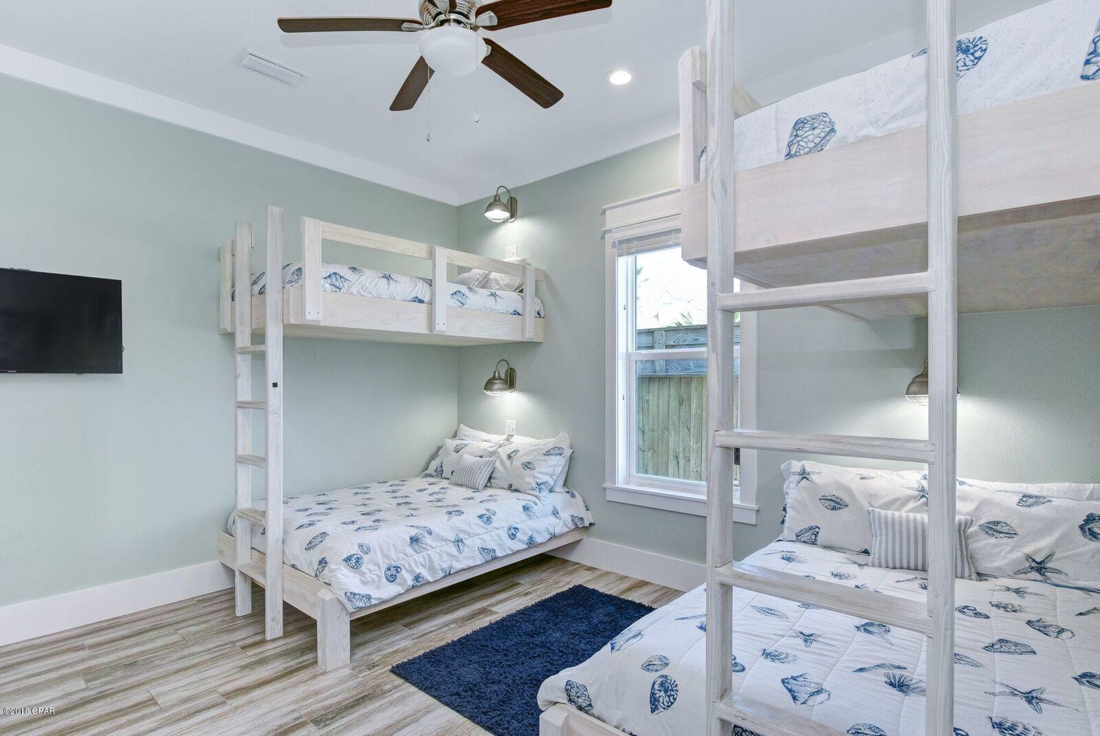 Laguna Beach Estates 5th Add - Residential