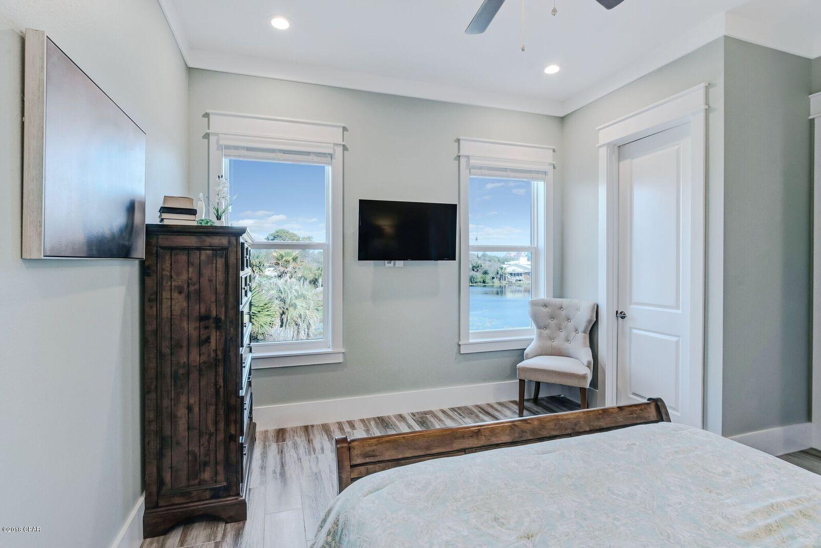 Laguna Beach Estates 5th Add - Residential