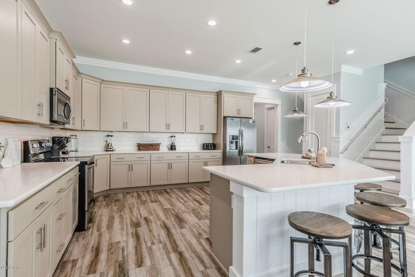 Laguna Beach Estates 5th Add - Residential