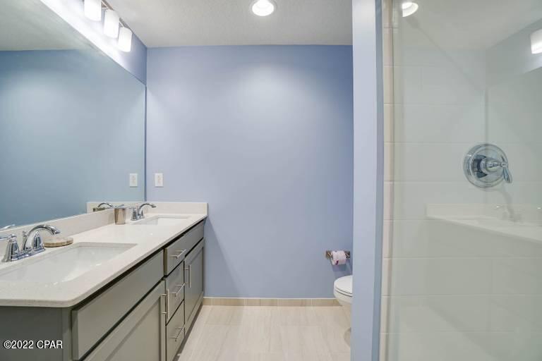 Calypso Towers III - Residential