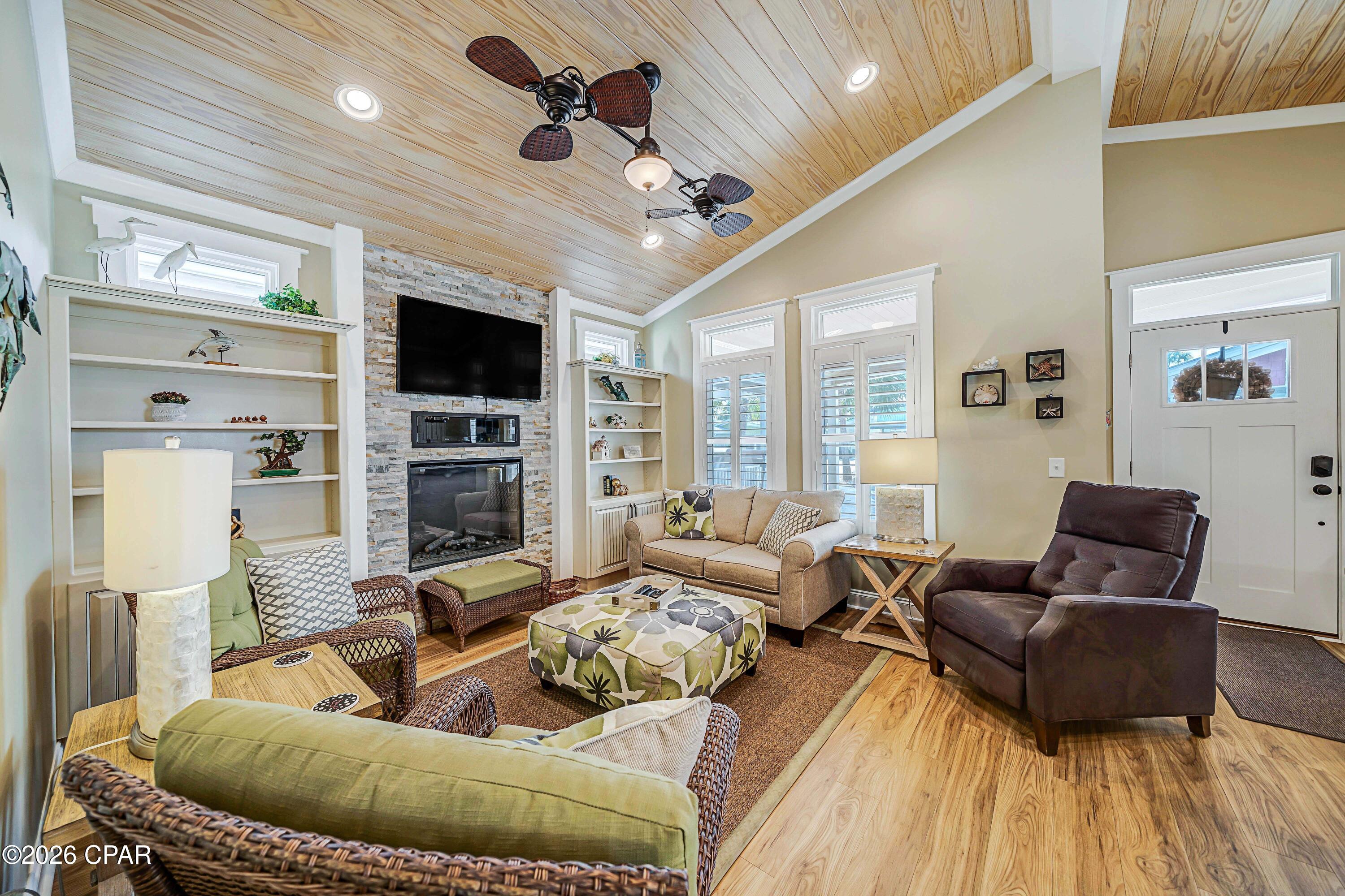 Venture Out Travel Trail - Residential