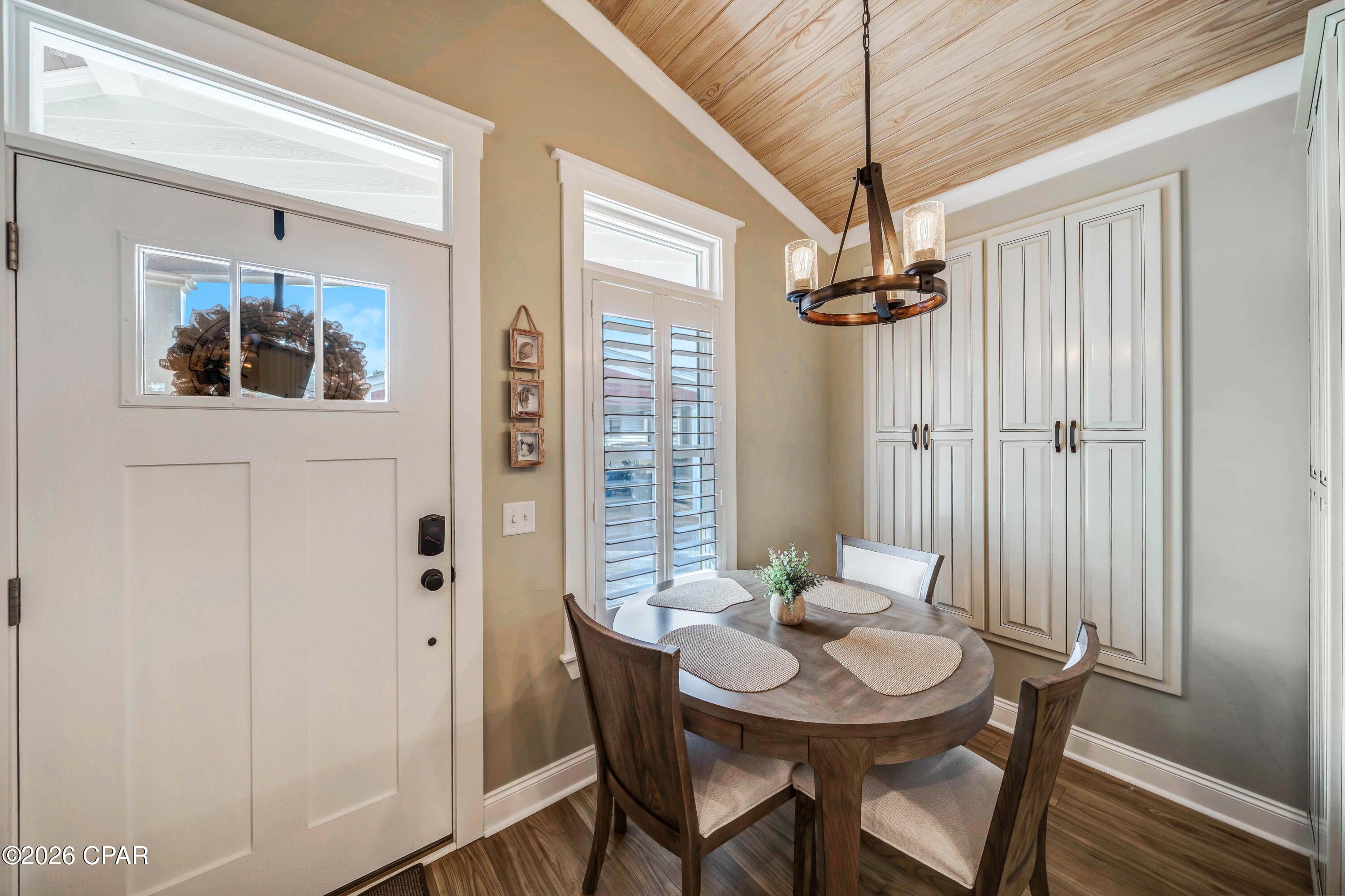 Venture Out Travel Trail - Residential