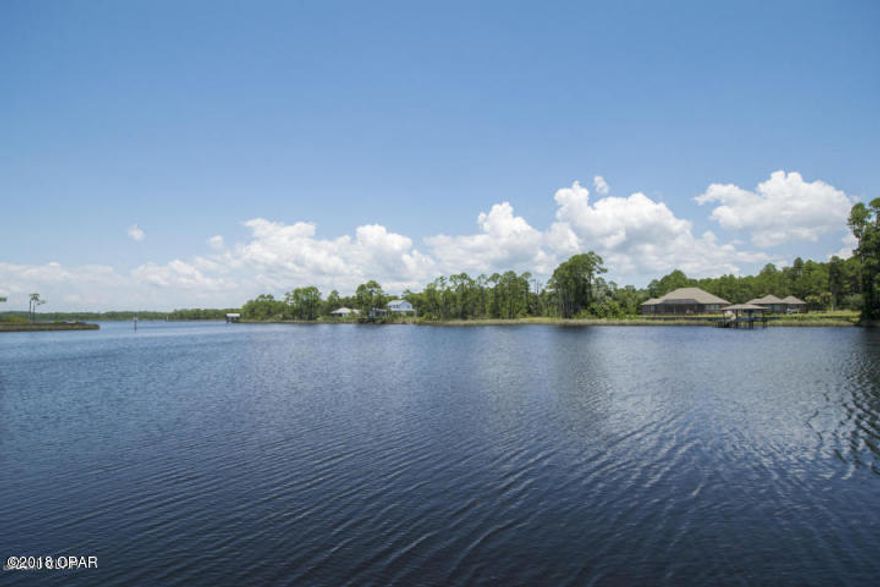 Build your dream home on this wonderful lot in the popular Turtle Cove subdivision that offers a community pier that leads to Powell Lake, a pool, club house and work out area.