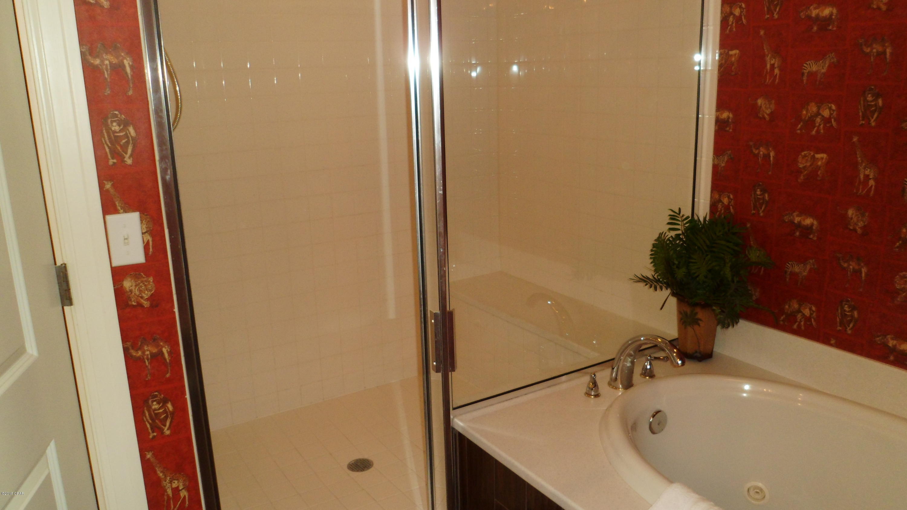 En Soleil Condo - Residential